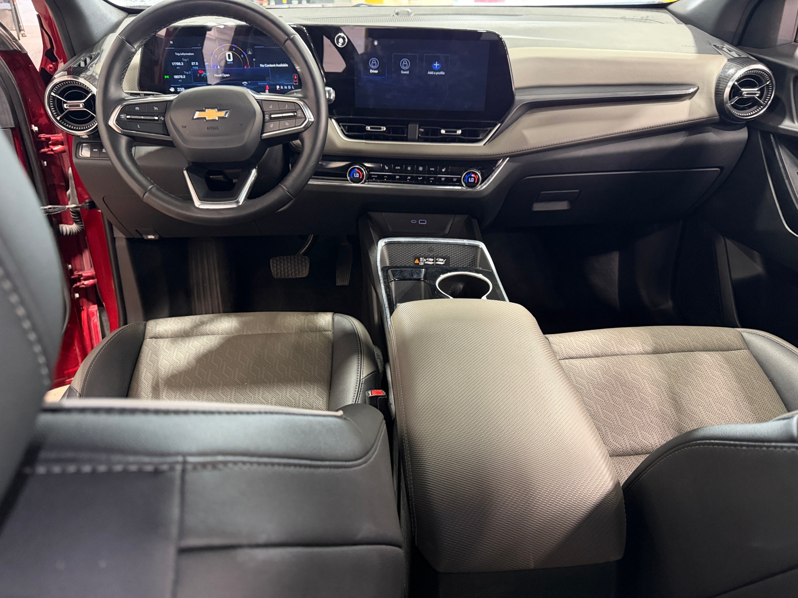 Thumbnail: 2025 Chevrolet Equinox - 2