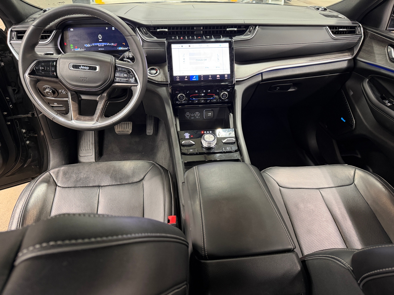 Thumbnail: 2023 Jeep Grand Cherokee - 2