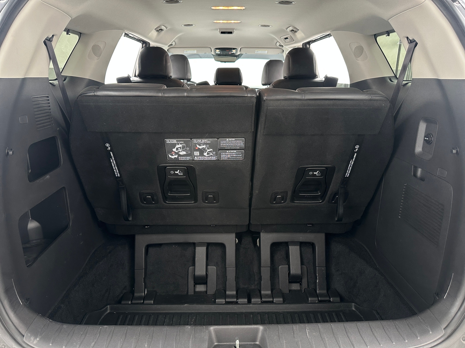 Thumbnail: 2025 Kia Carnival - 6