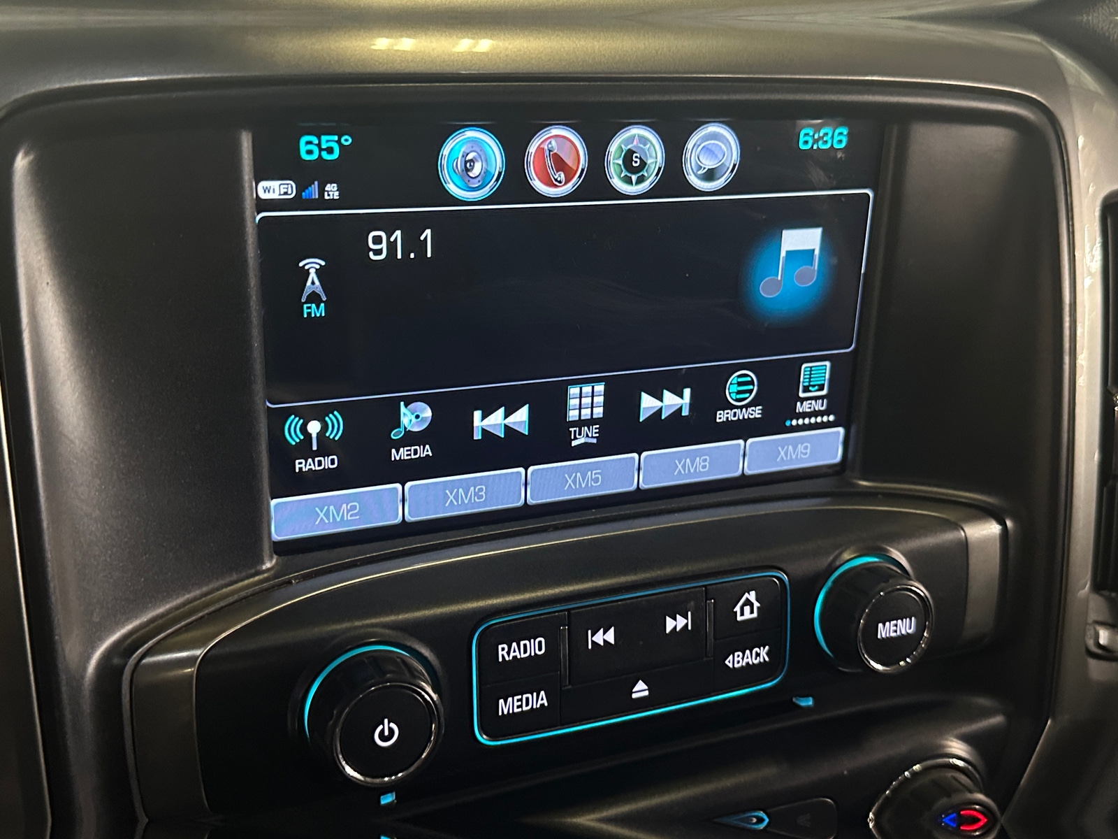 Thumbnail: 2019 Chevrolet Silverado 1500 - 4