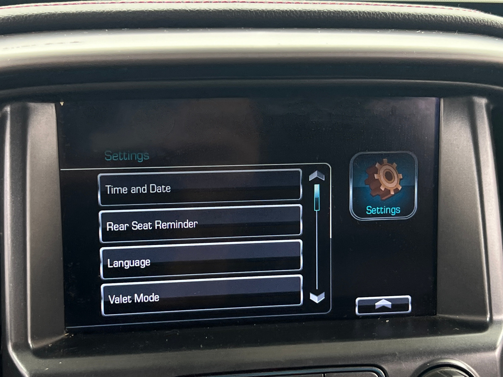 Thumbnail: 2018 GMC Canyon - 3