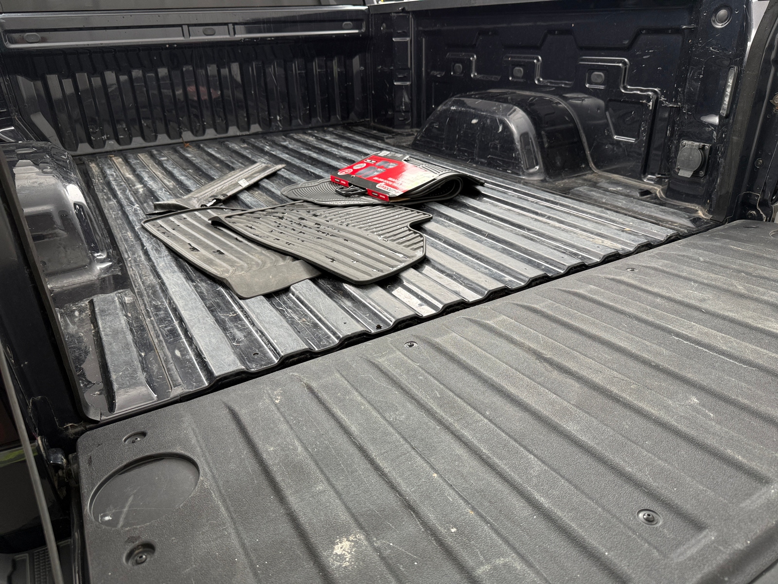 Thumbnail: 2023 GMC Sierra 1500 - 7