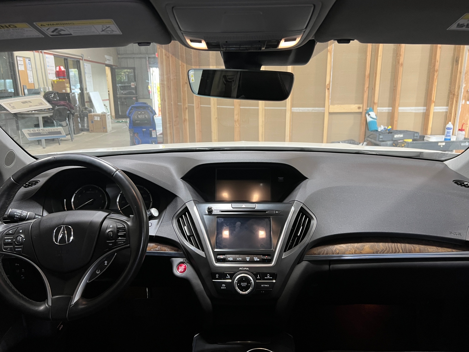 Thumbnail: 2020 Acura MDX - 2
