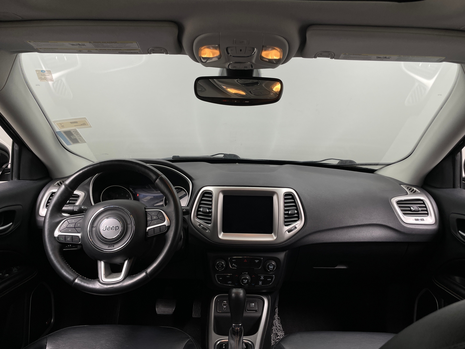 Thumbnail: 2017 Jeep Compass - 3