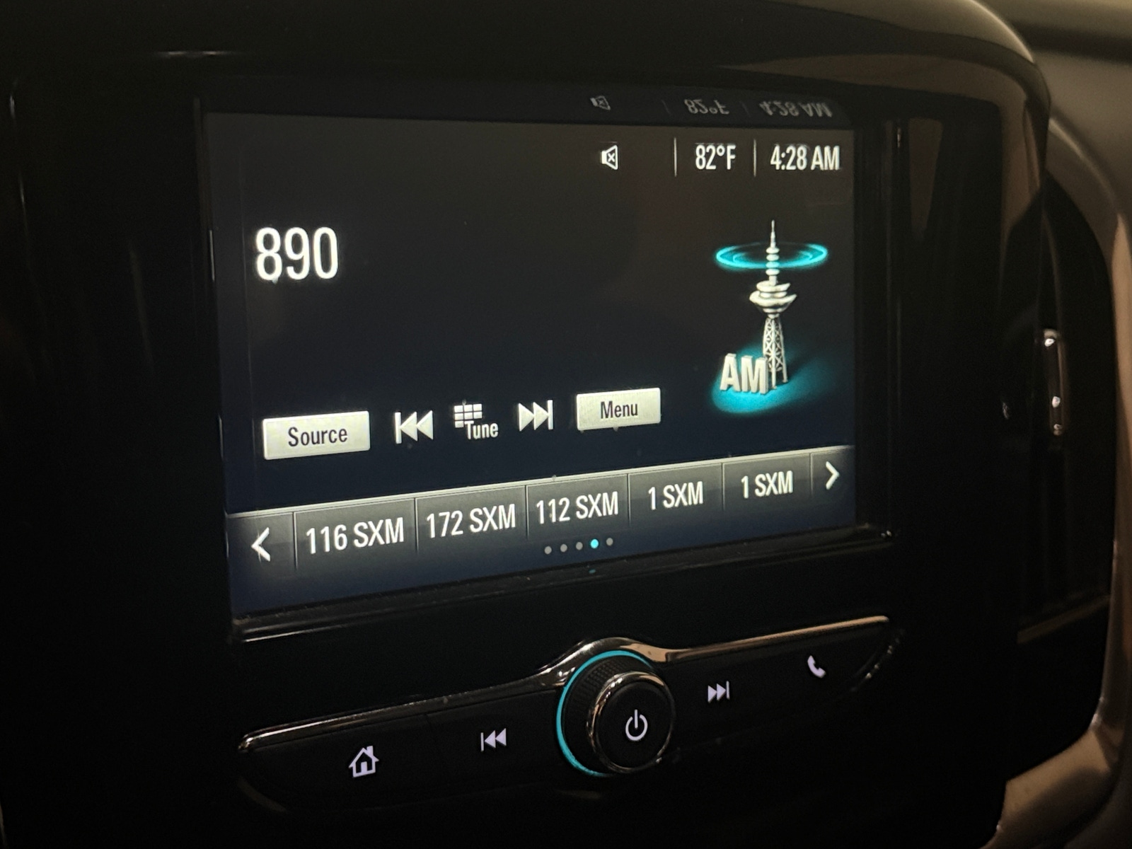 Thumbnail: 2018 Chevrolet Traverse - 4
