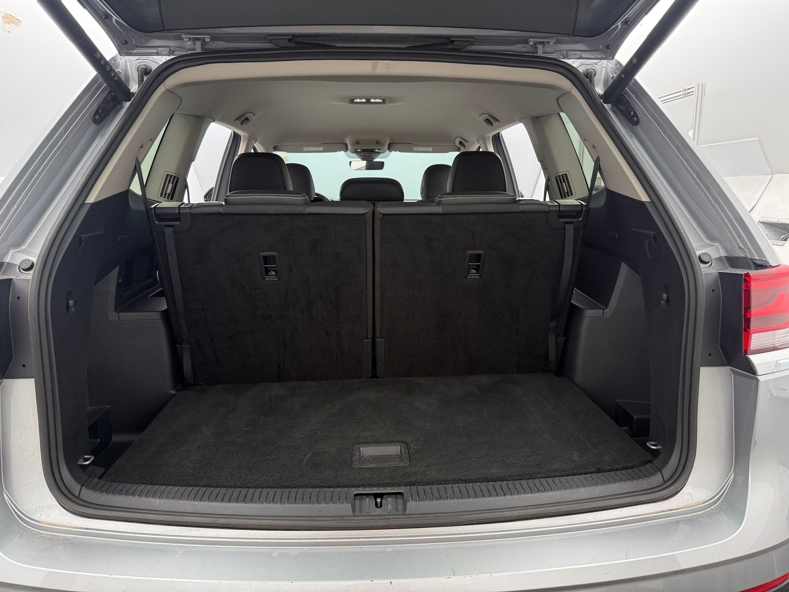 Thumbnail: 2026 Volkswagen Atlas - 6