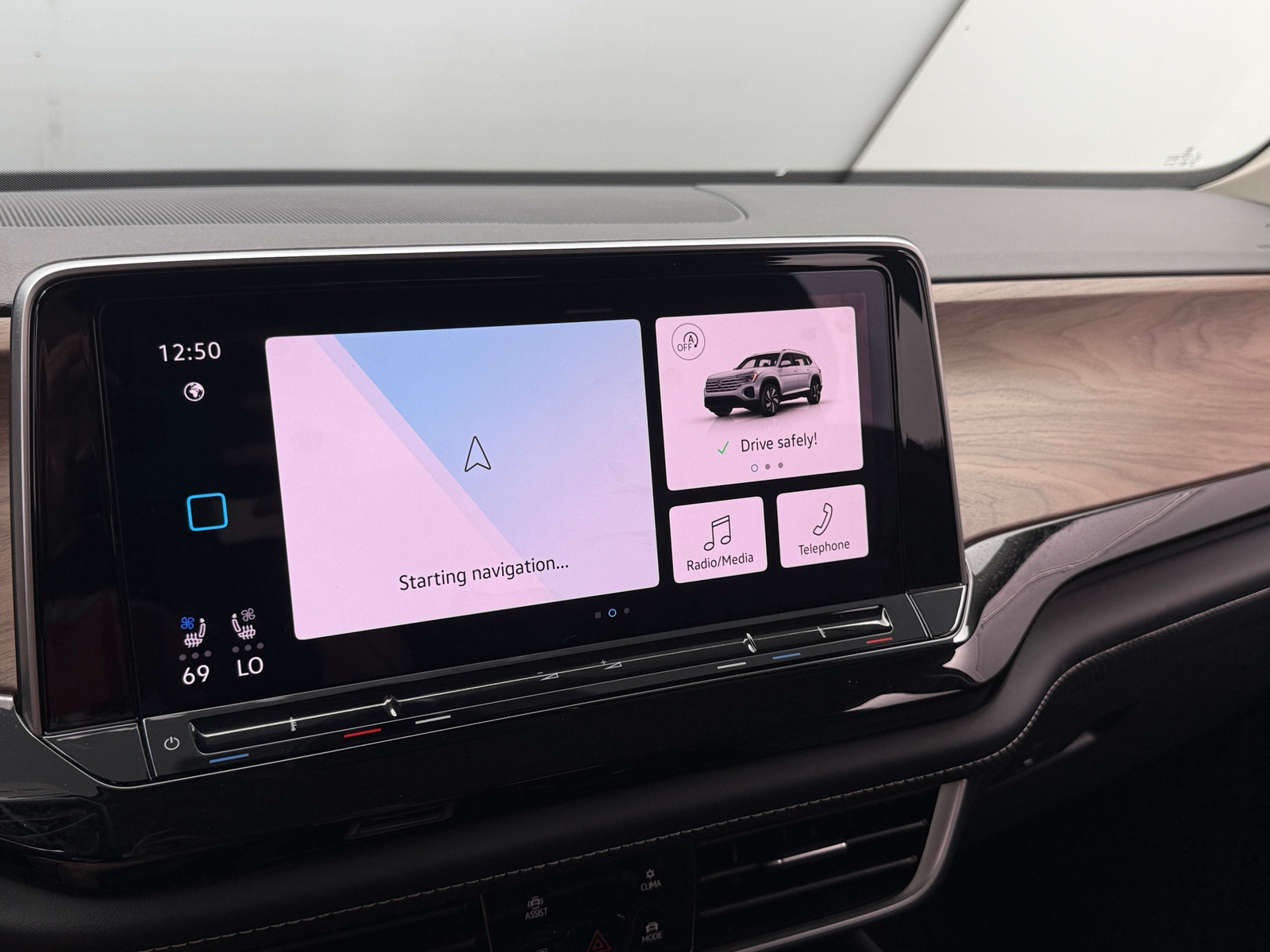 Thumbnail: 2026 Volkswagen Atlas - 3