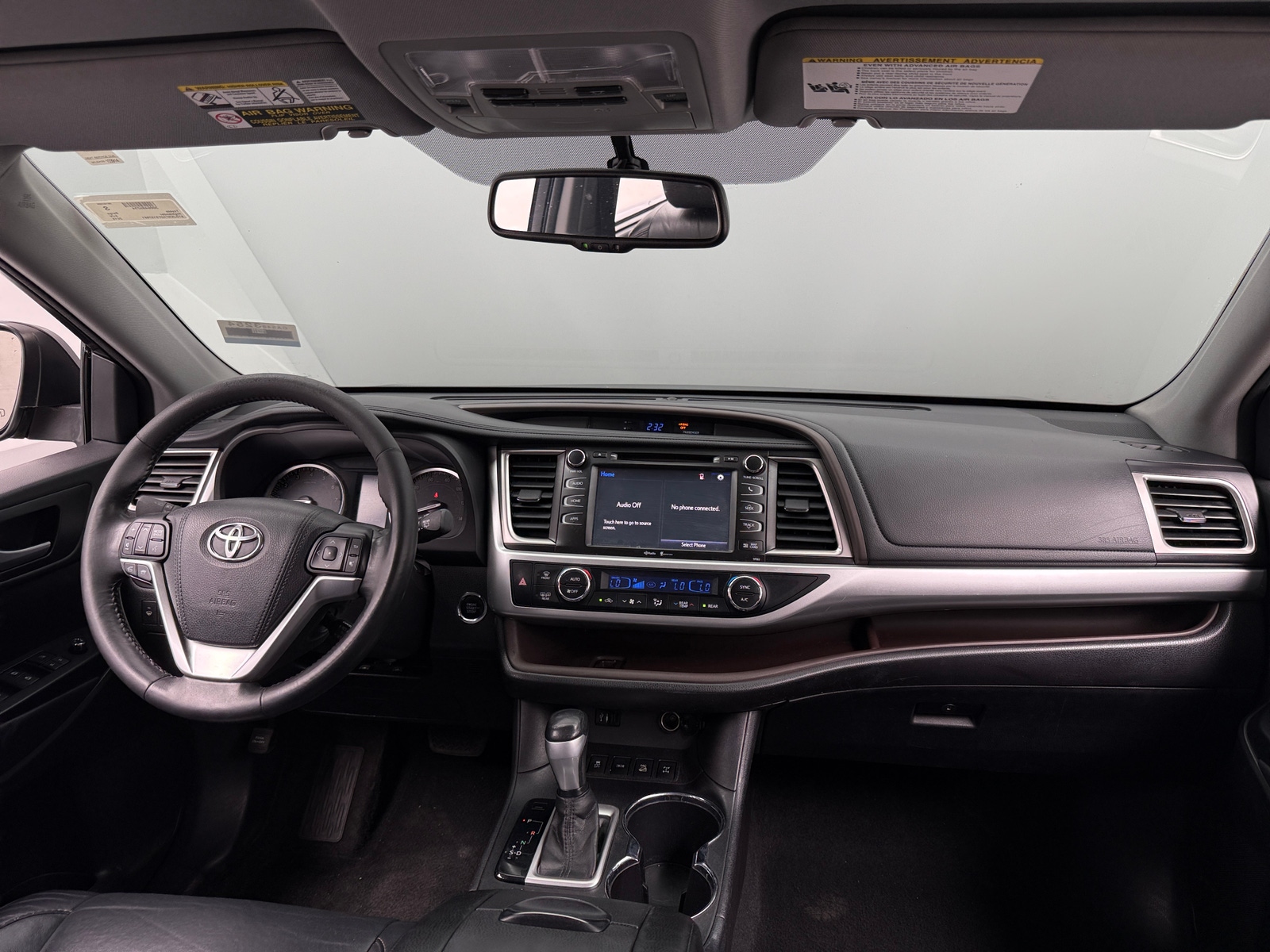Thumbnail: 2015 Toyota Highlander - 2