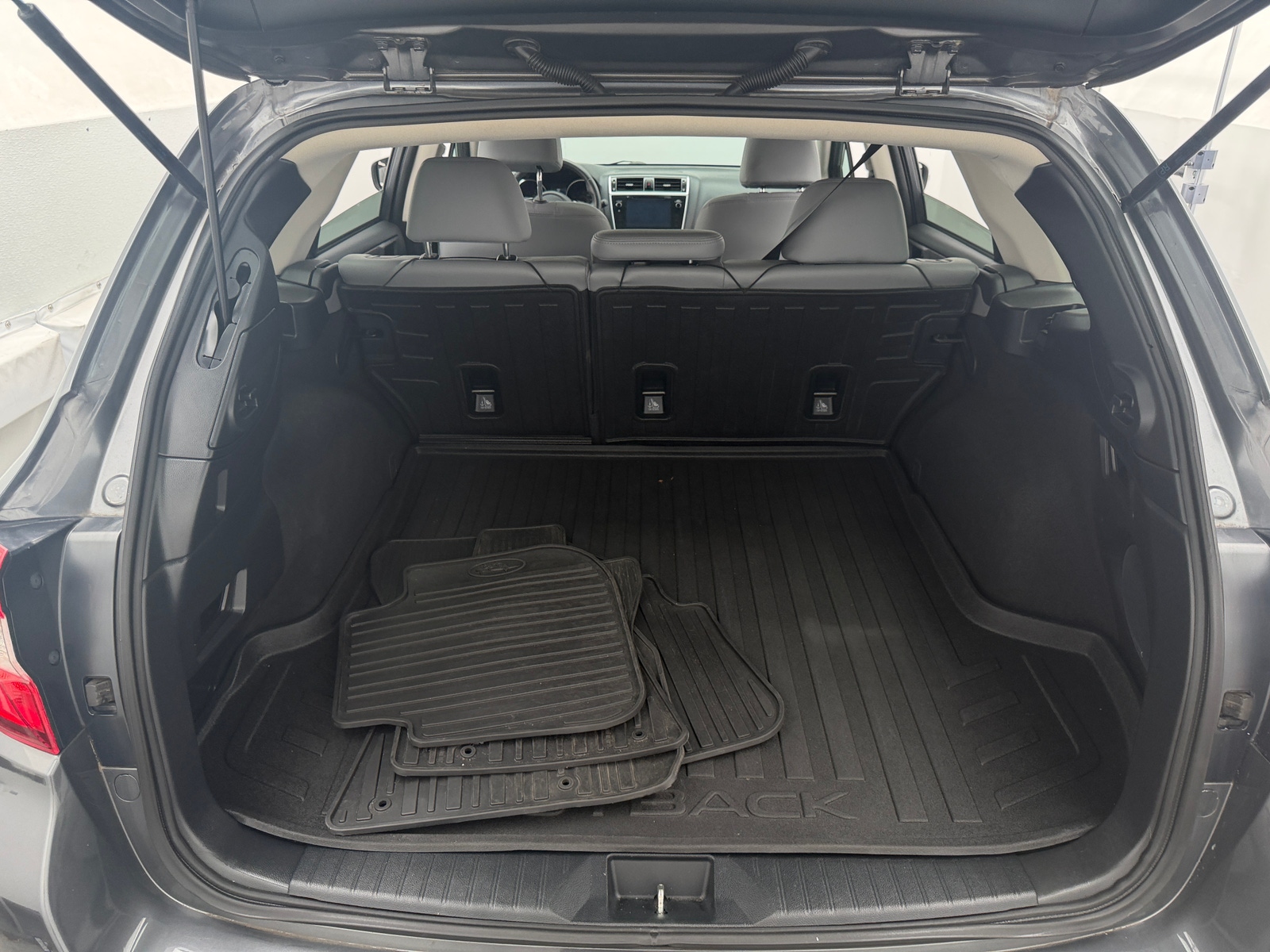 Thumbnail: 2018 Subaru Outback - 6