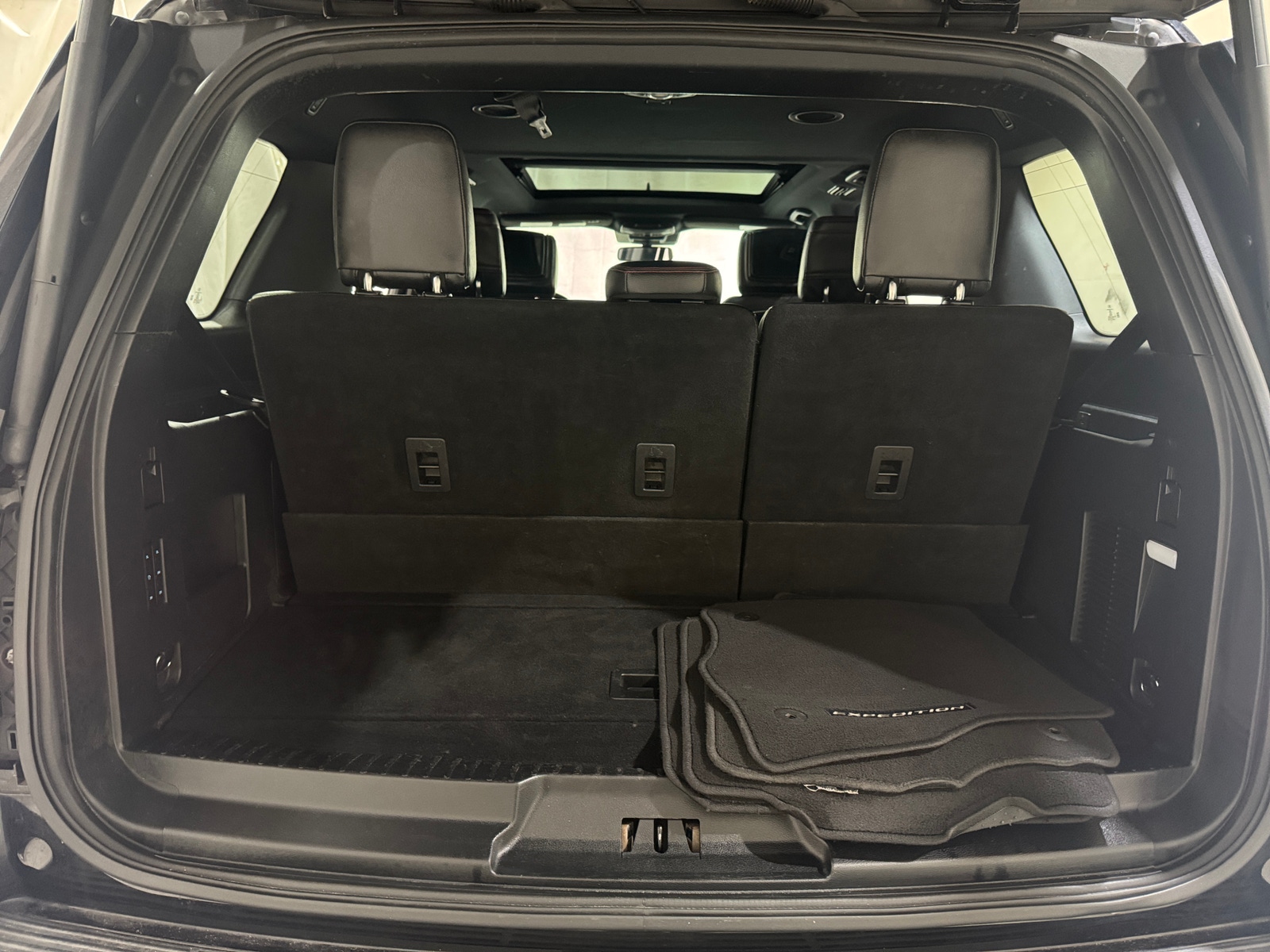 Thumbnail: 2019 Ford Expedition - 6