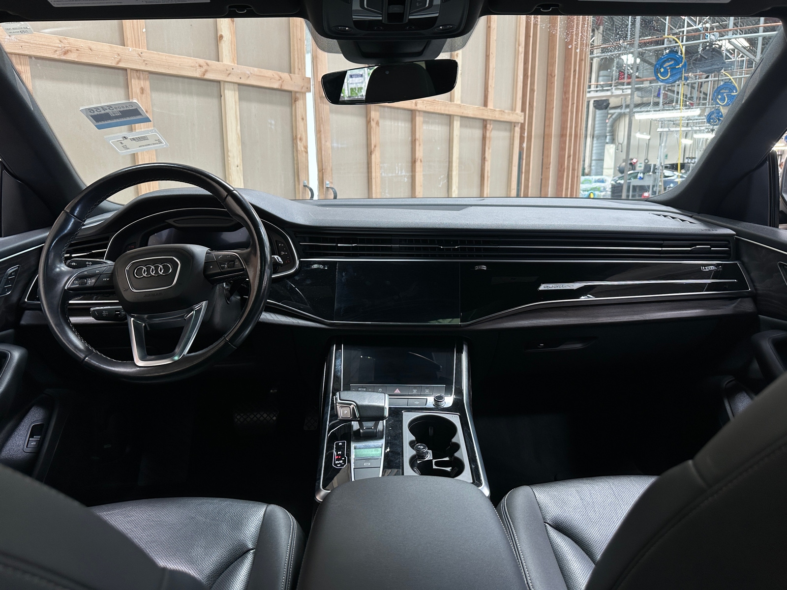 Thumbnail: 2021 Audi Q8 - 2