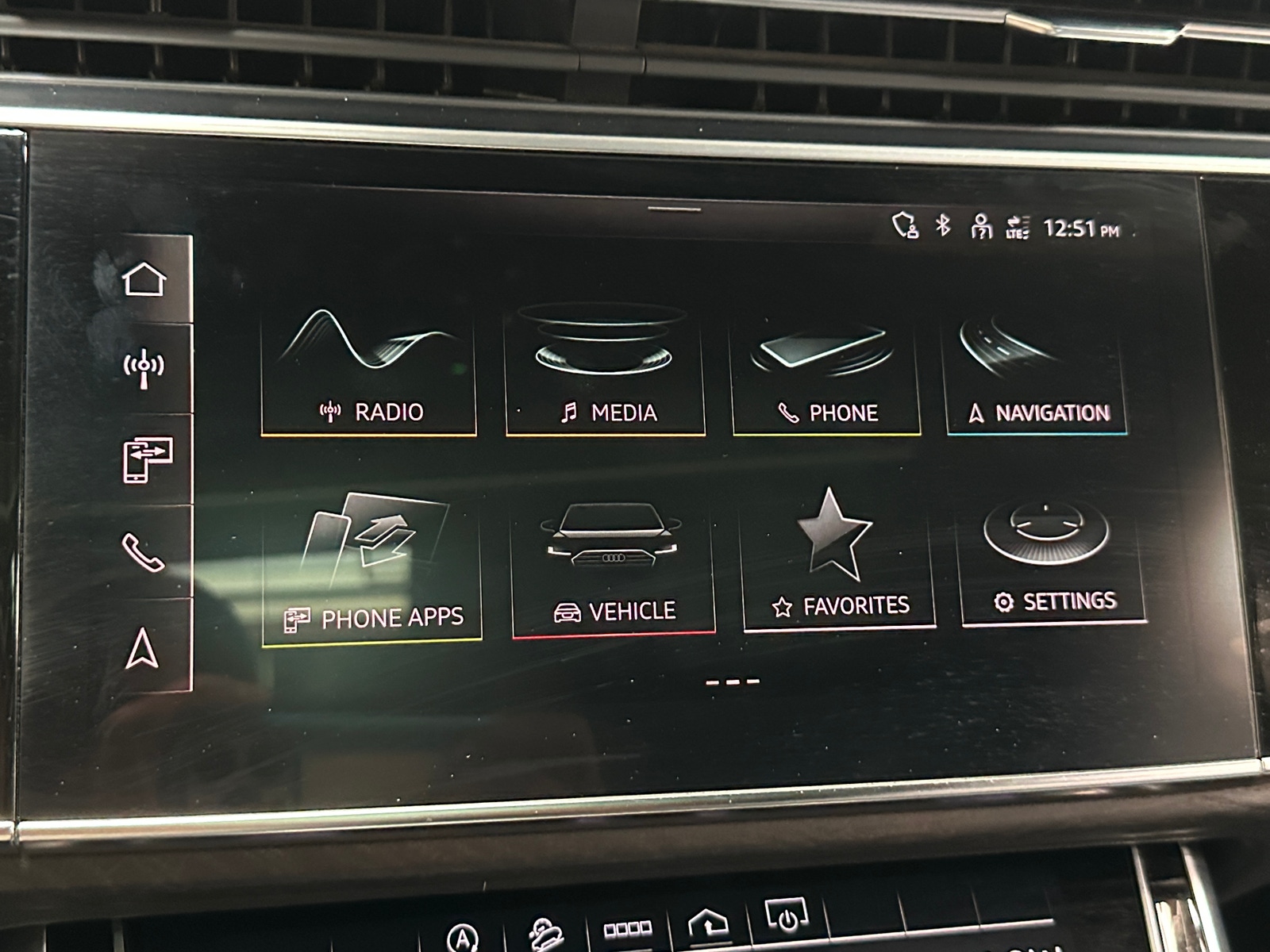 Thumbnail: 2021 Audi Q8 - 3