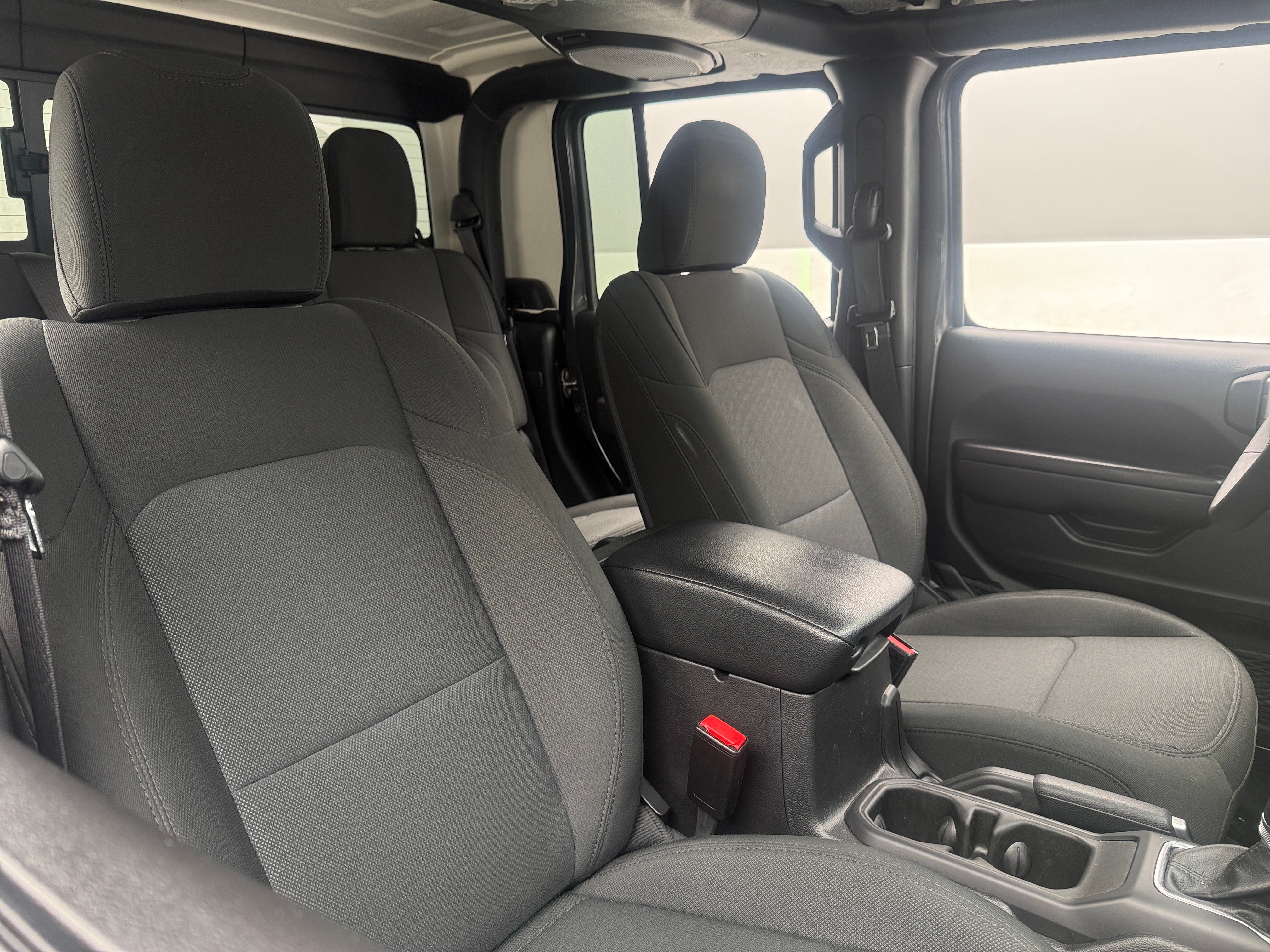 2023 Jeep Gladiator