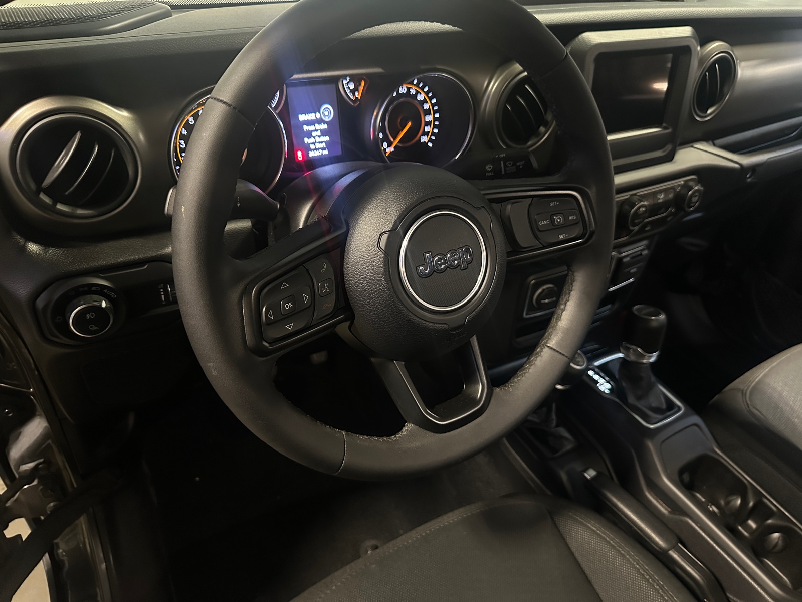 Thumbnail: 2023 Jeep Gladiator - 5