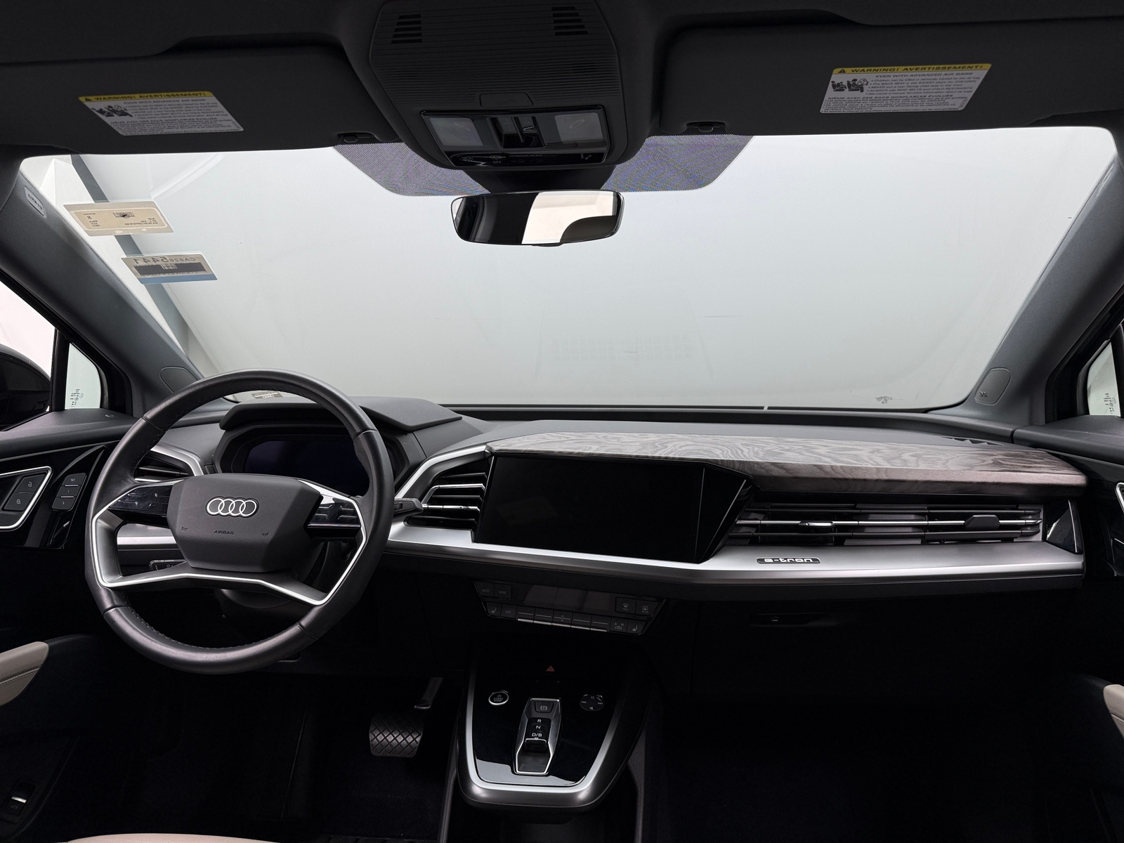 Thumbnail: 2023 Audi Q4 e-tron - 2