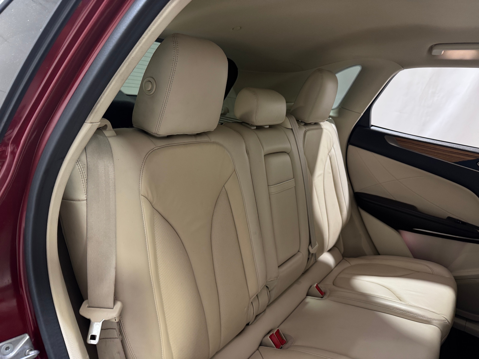 Thumbnail: 2015 Lincoln MKC - 5