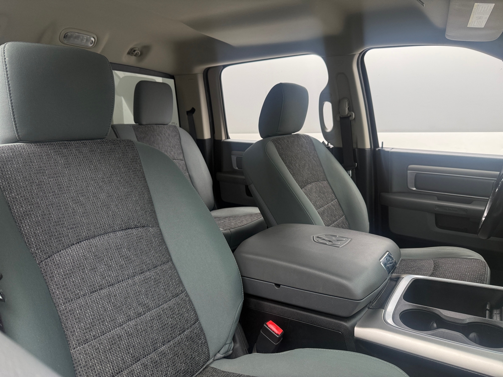 Thumbnail: 2019 RAM 1500 Classic - 2