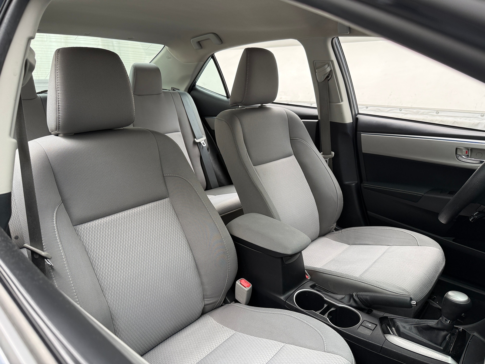 Thumbnail: 2015 Toyota Corolla - 2