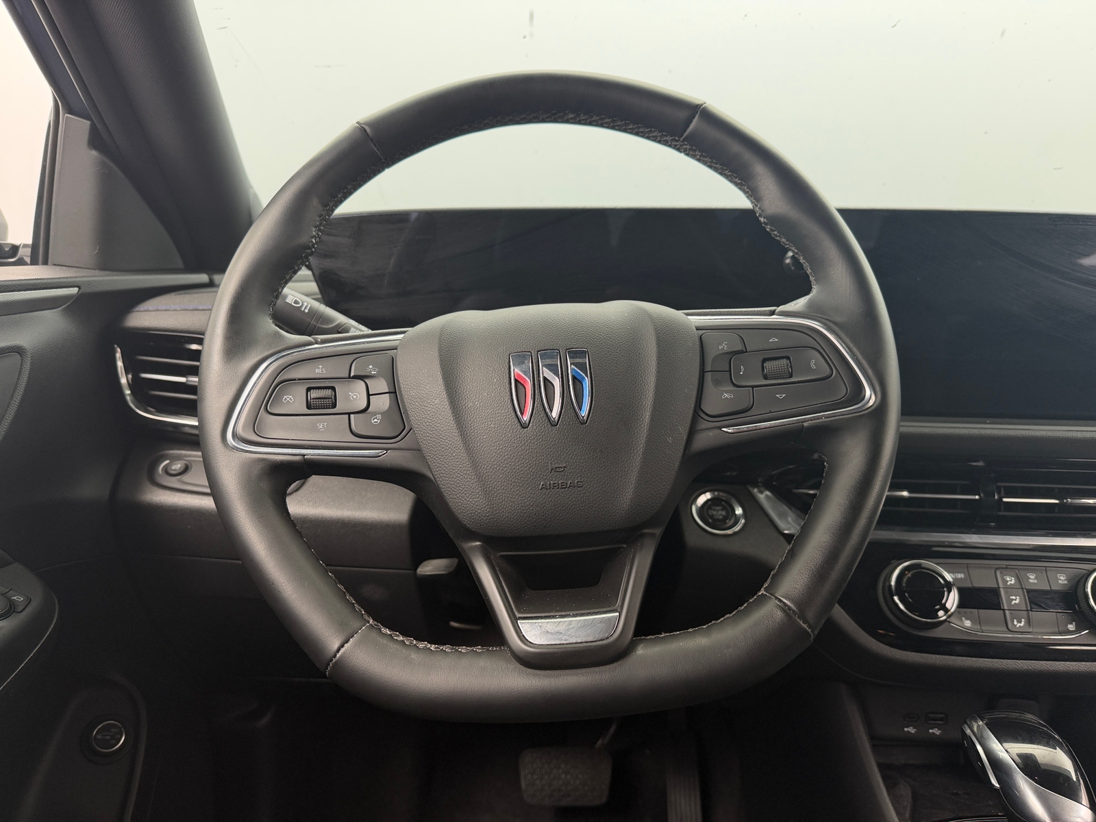 Thumbnail: 2024 Buick Envista - 4