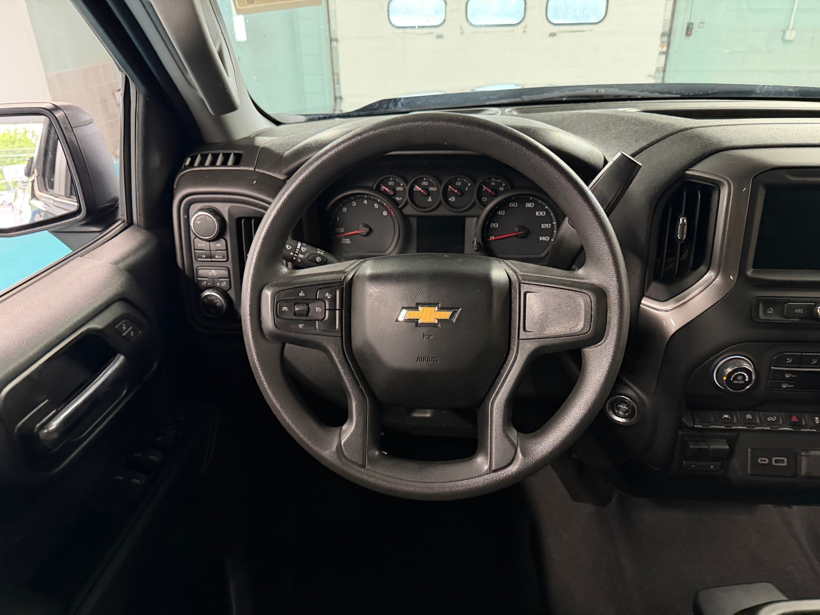Thumbnail: 2024 Chevrolet Silverado 1500 - 5