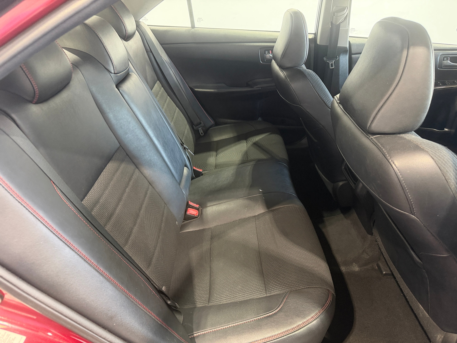 Thumbnail: 2016 Toyota Camry - 5