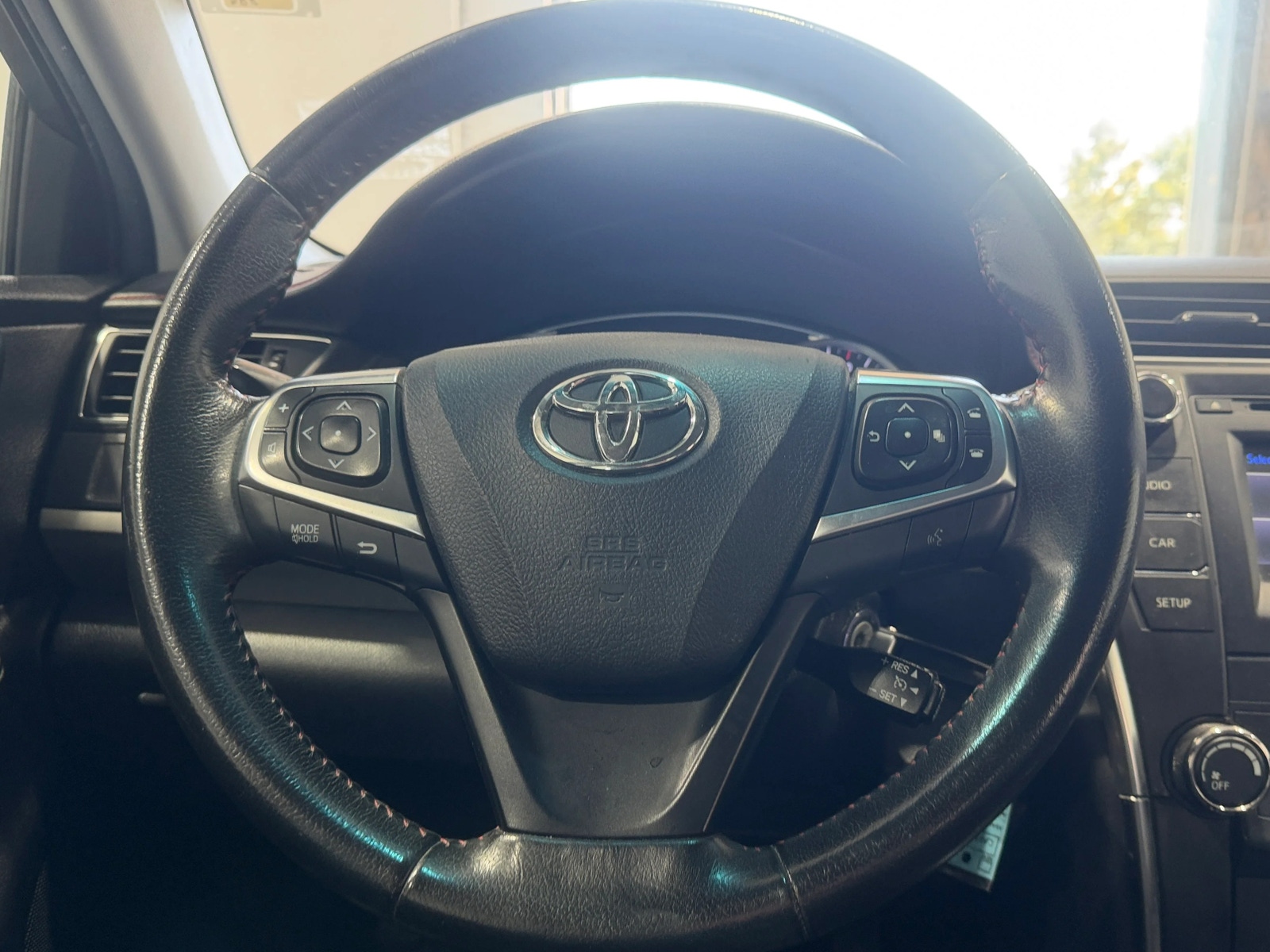 Thumbnail: 2016 Toyota Camry - 4