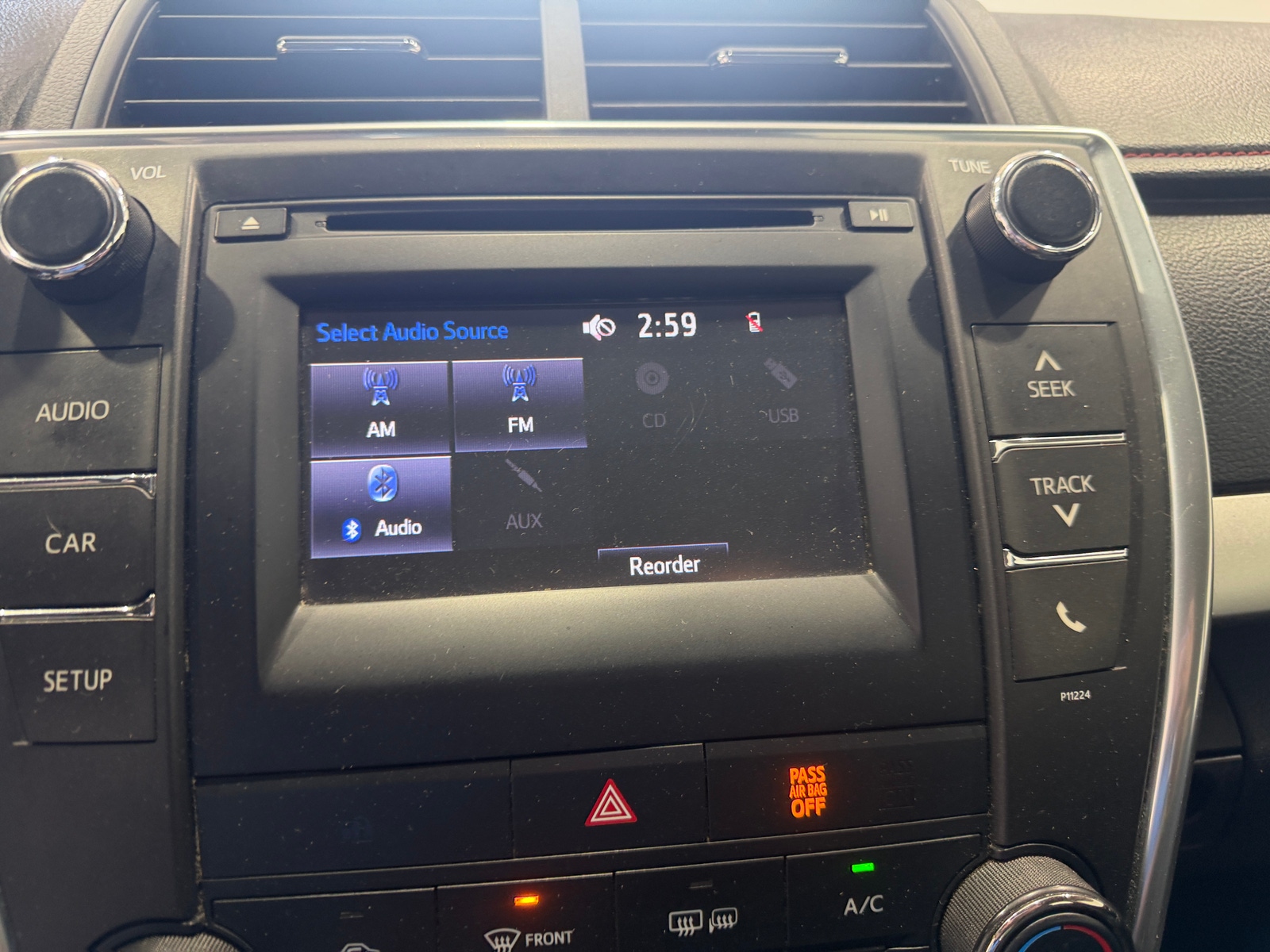 Thumbnail: 2016 Toyota Camry - 3