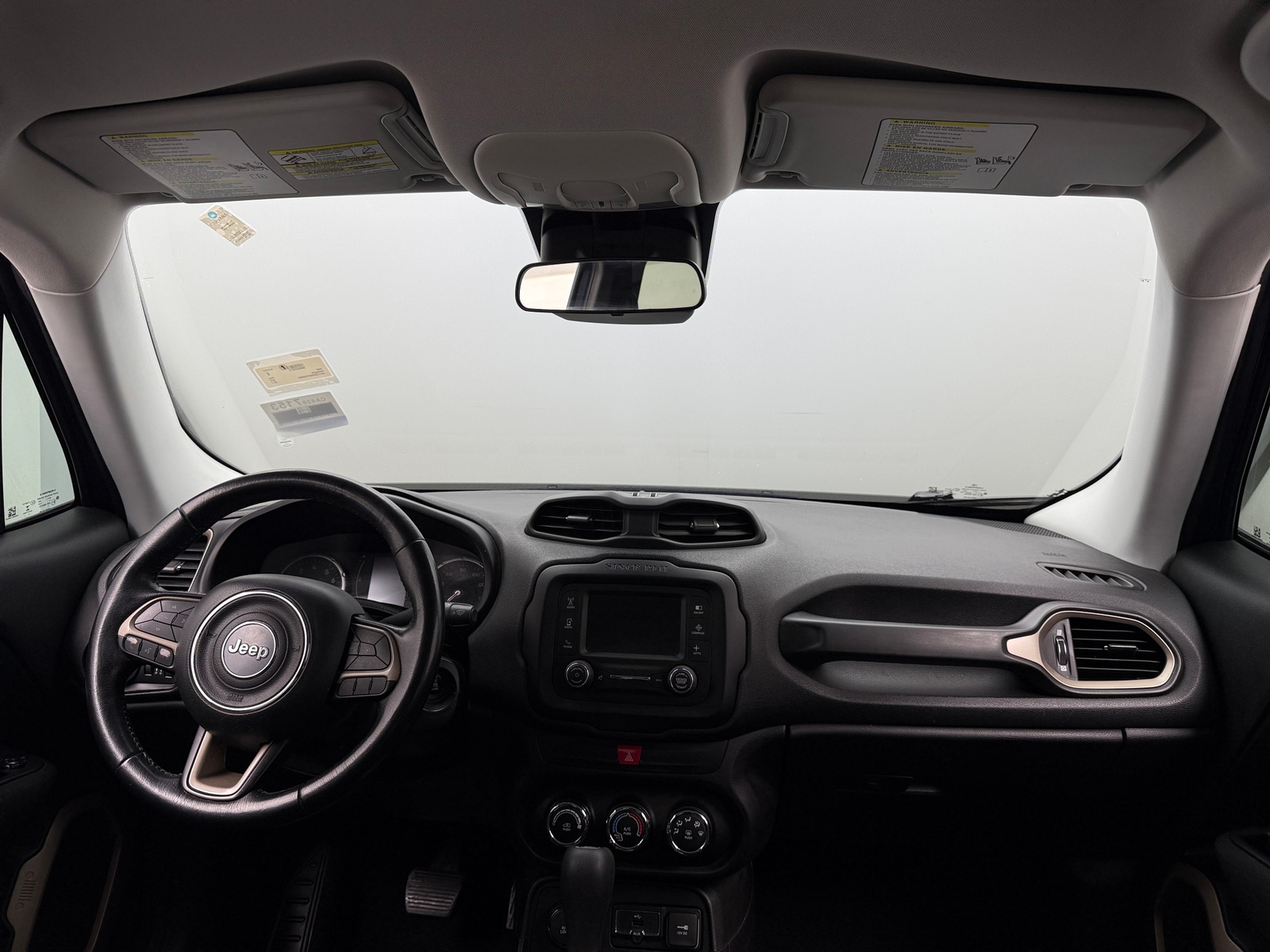 Thumbnail: 2017 Jeep Renegade - 3