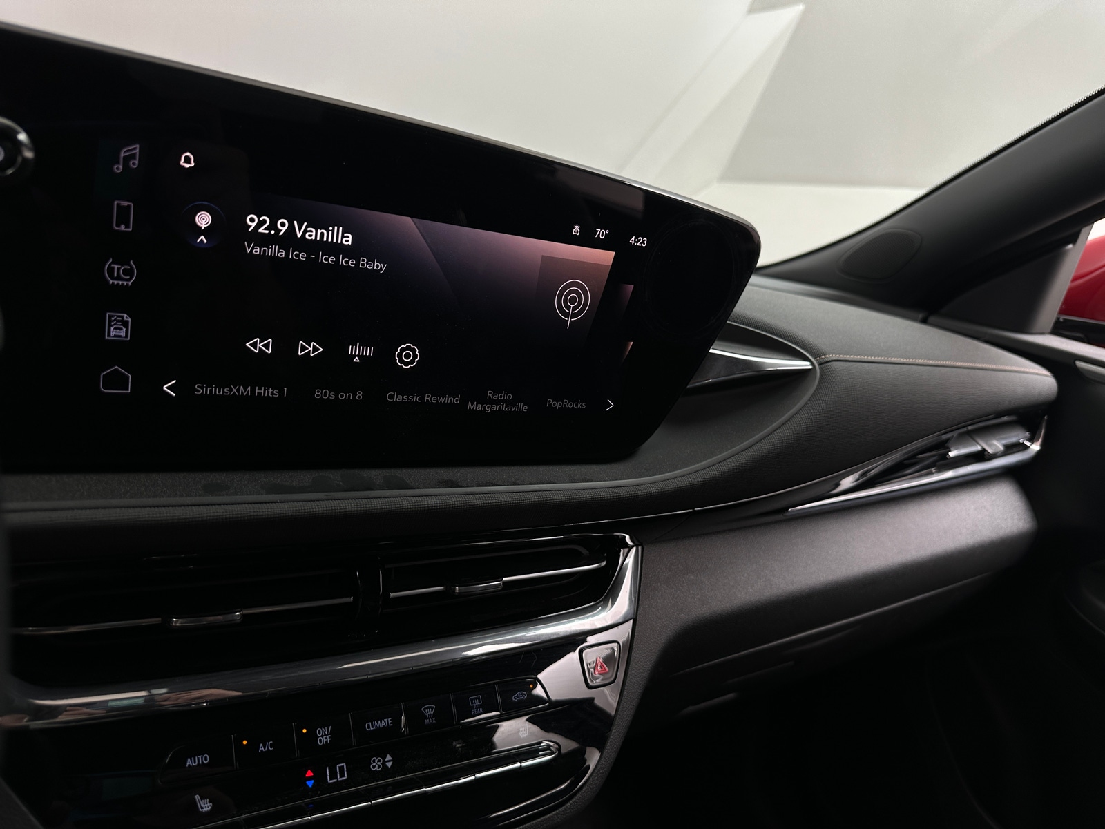 Thumbnail: 2026 Buick Envista - 3