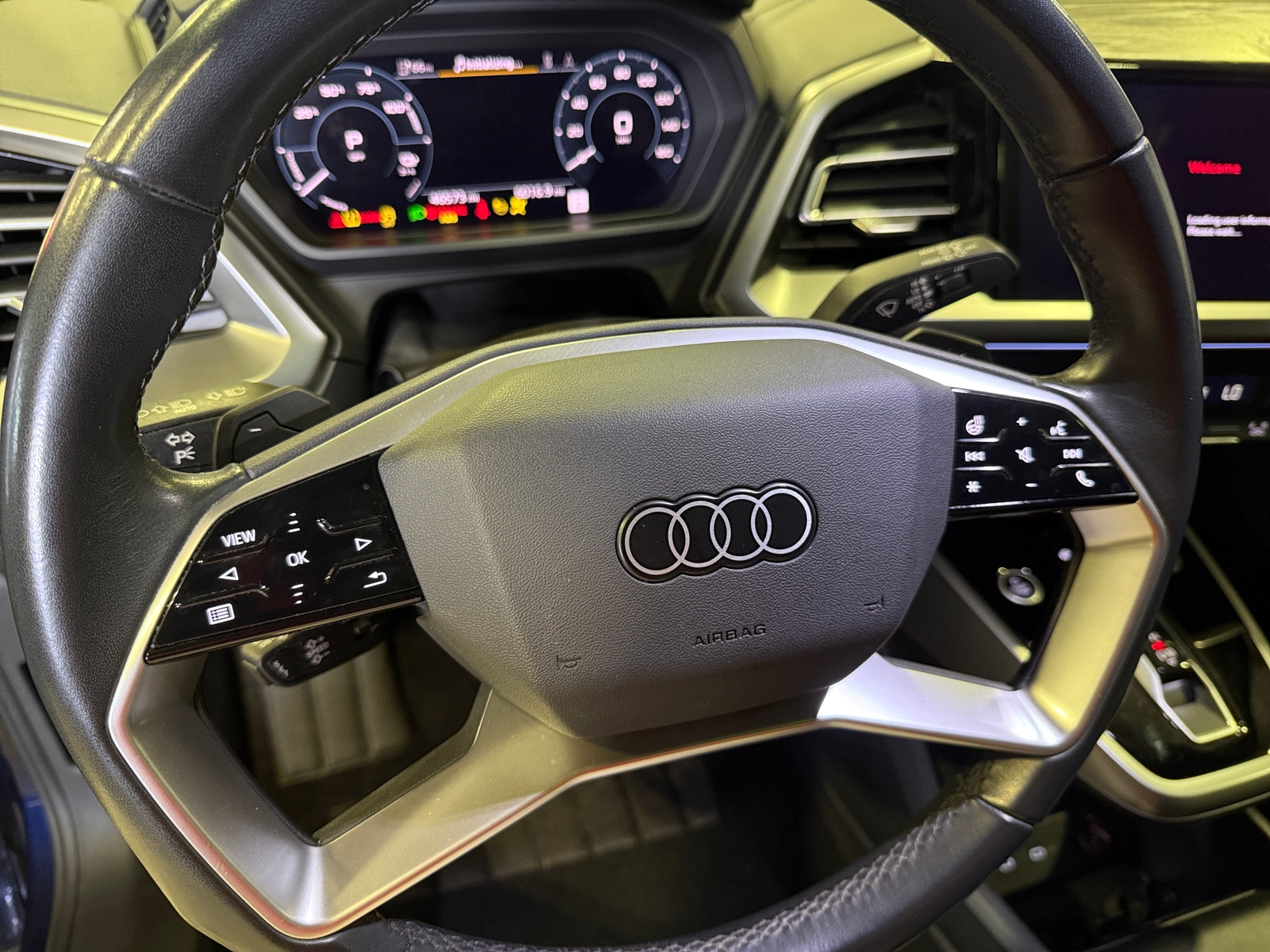Thumbnail: 2023 Audi Q4 e-tron - 4