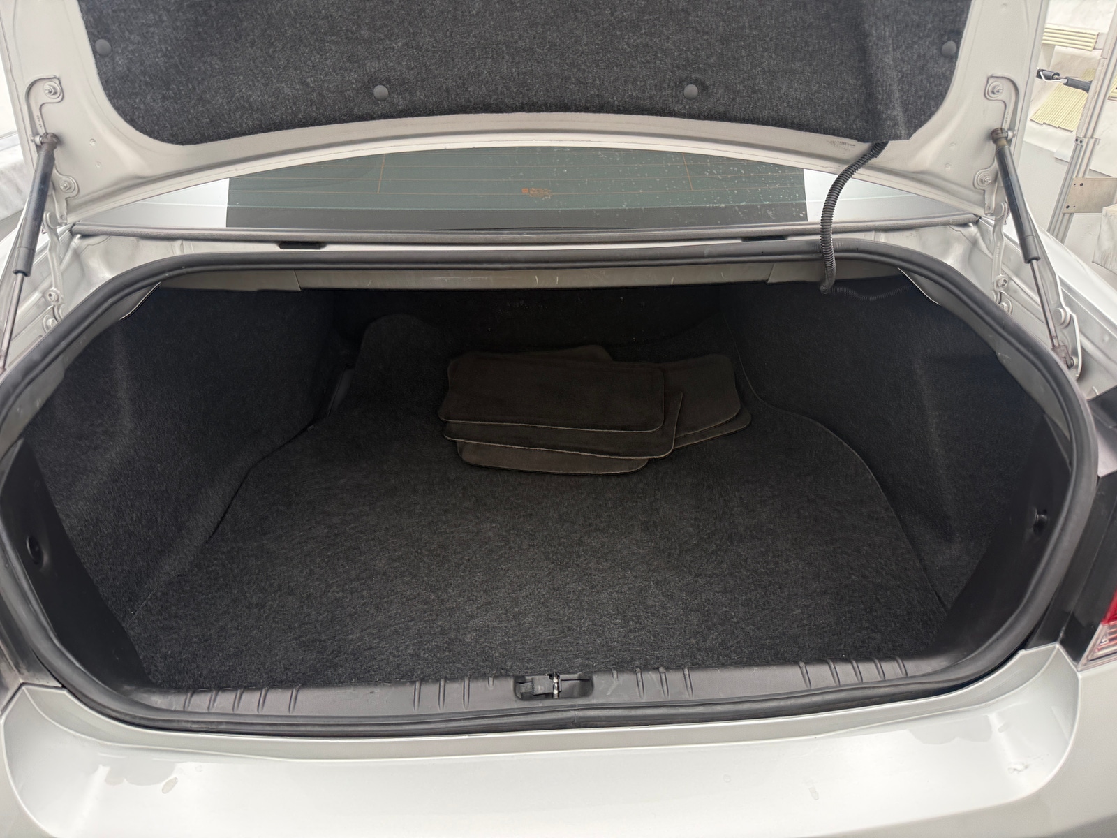 Thumbnail: 2016 Chevrolet Impala - 7