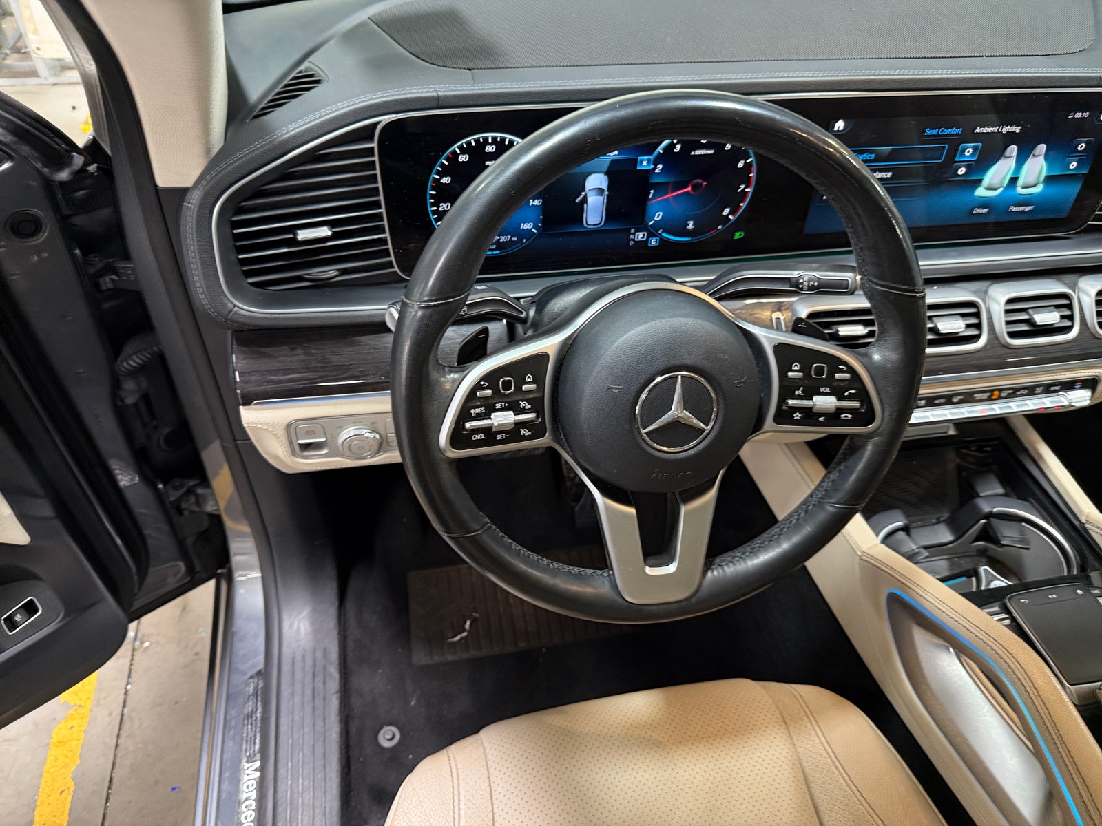 Thumbnail: 2021 Mercedes-Benz GLE - 4
