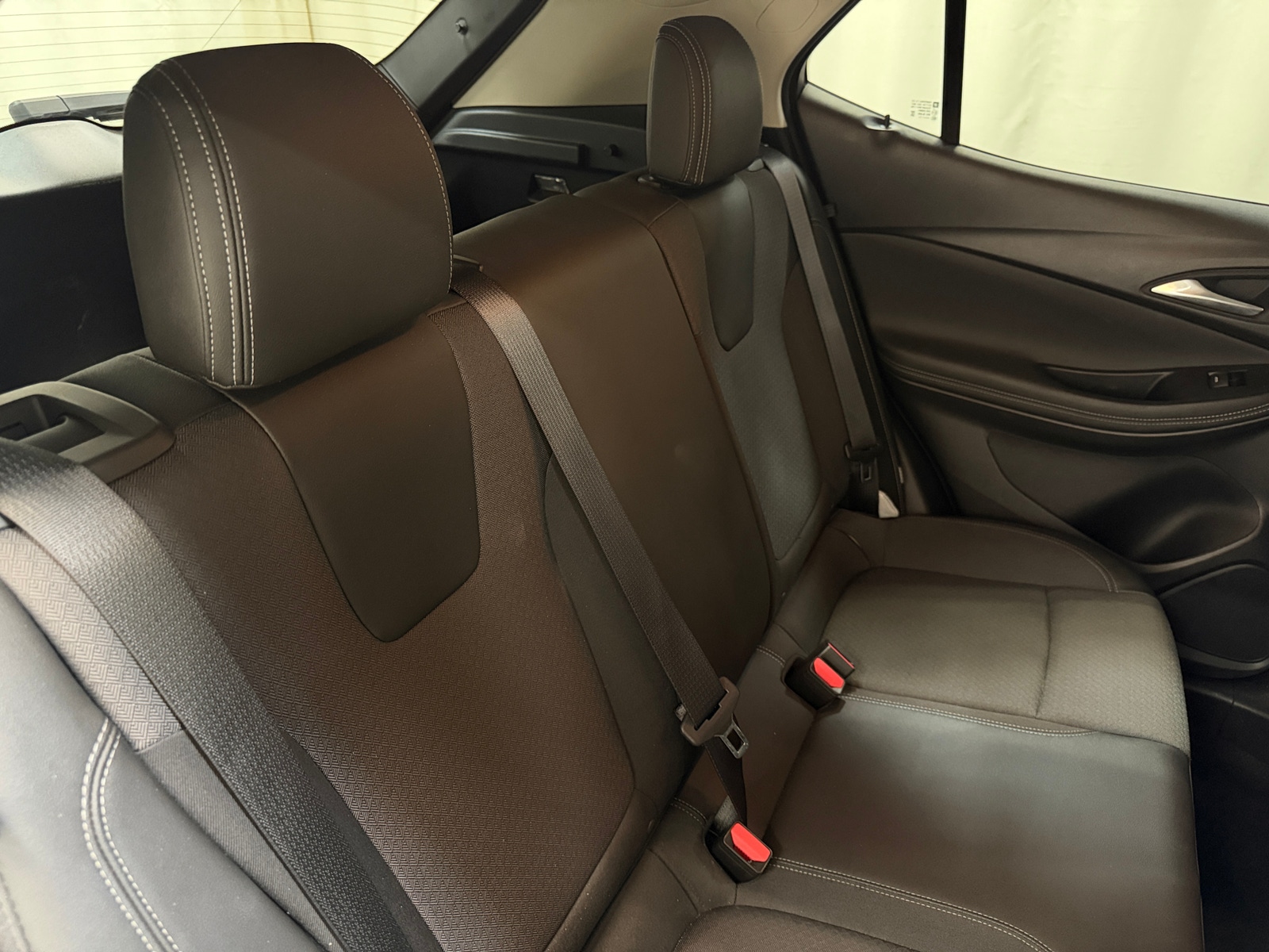 Thumbnail: 2025 Buick Encore GX - 5