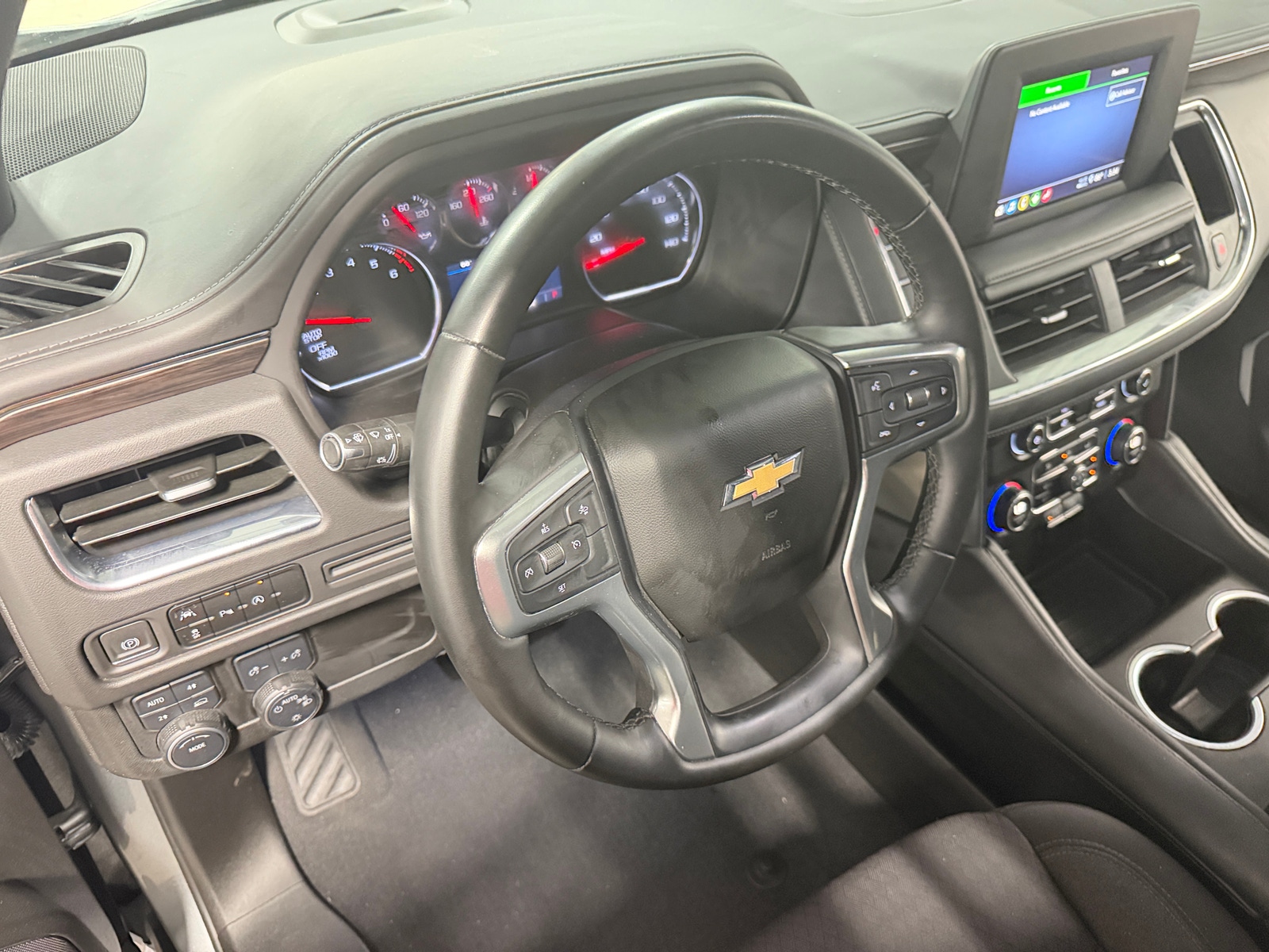 Thumbnail: 2023 Chevrolet Suburban - 5