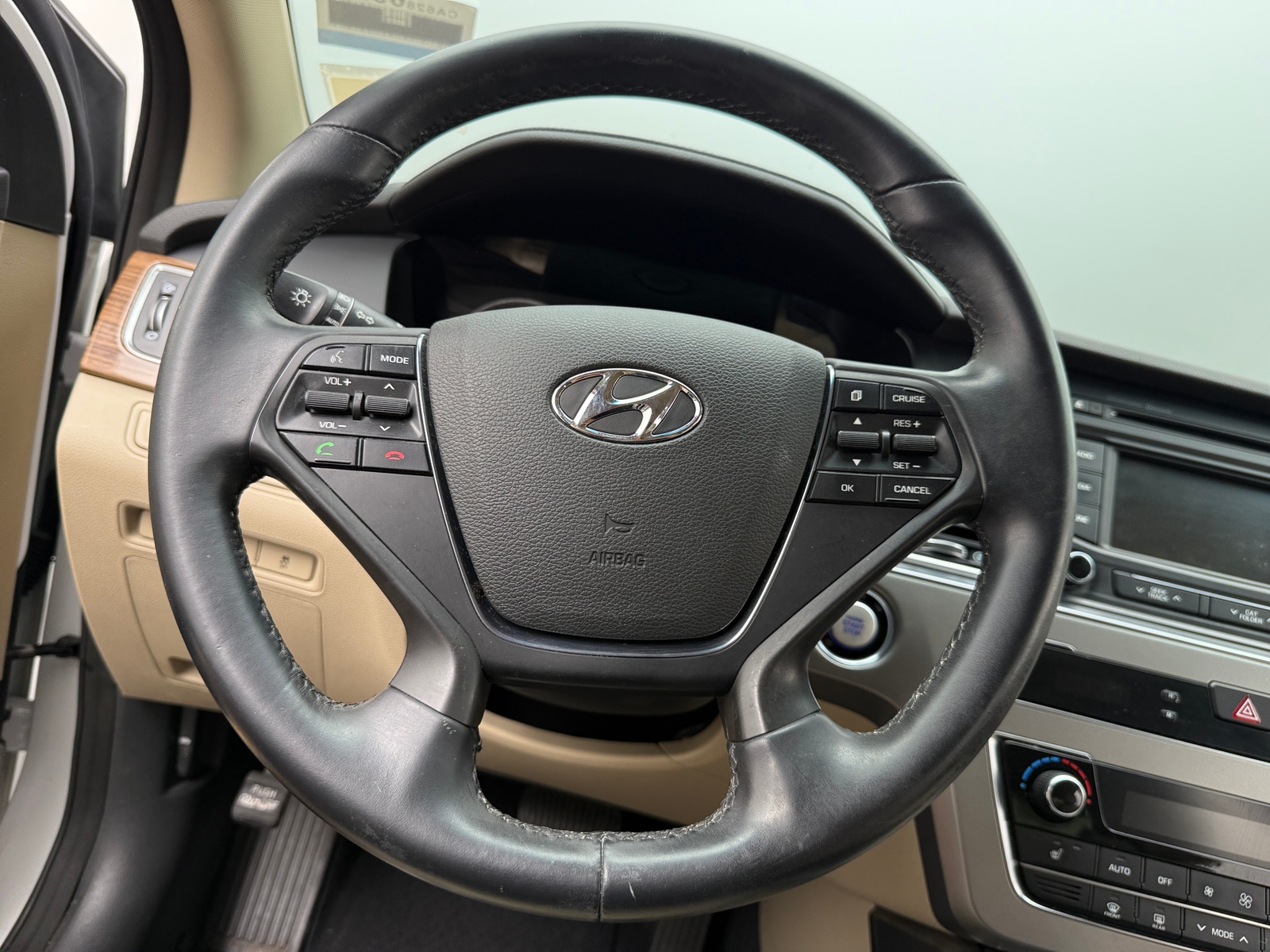 Thumbnail: 2015 Hyundai Sonata - 4