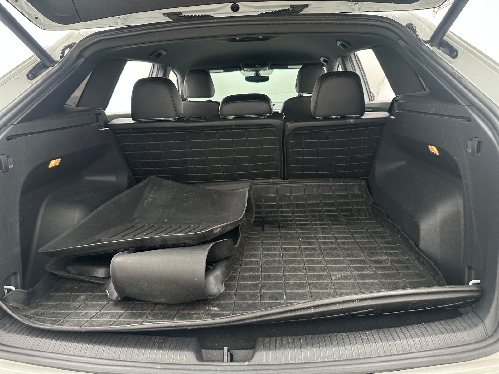 Thumbnail: 2021 Volkswagen Atlas - 6