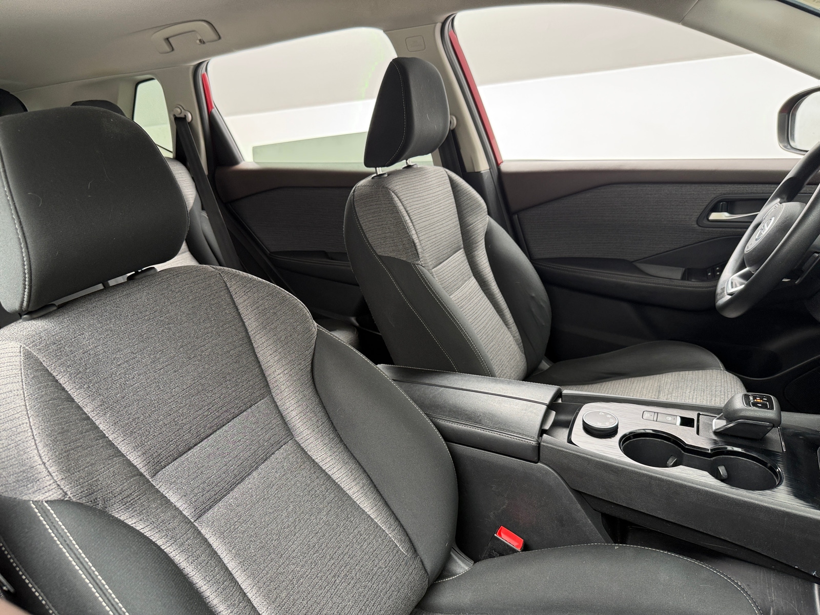 Thumbnail: 2021 Nissan Rogue - 2
