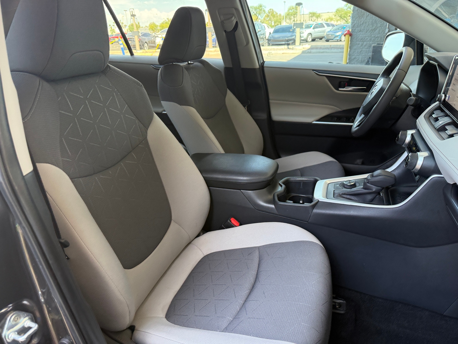 Thumbnail: 2024 Toyota RAV4 - 2