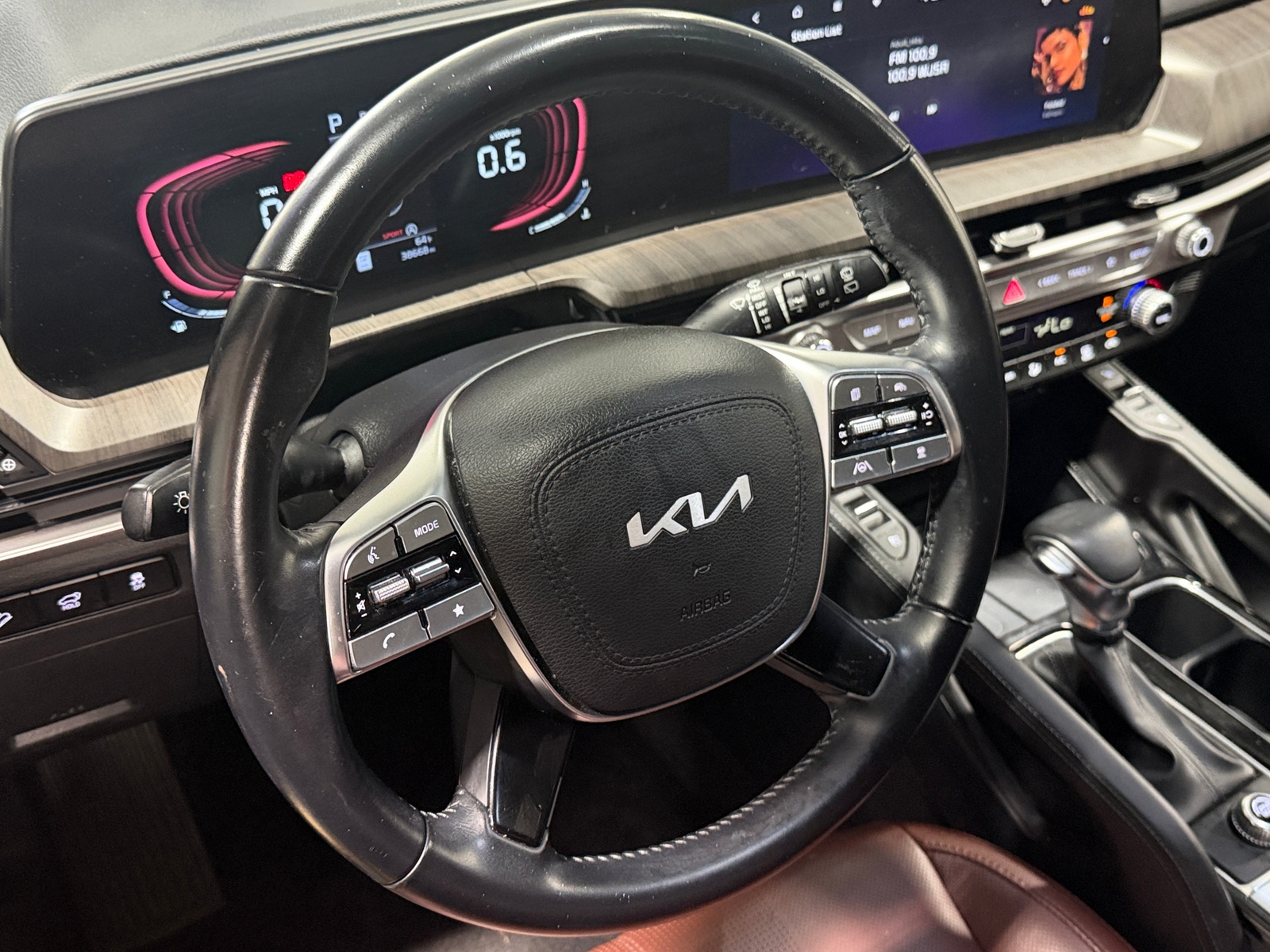 Thumbnail: 2024 Kia Telluride - 4