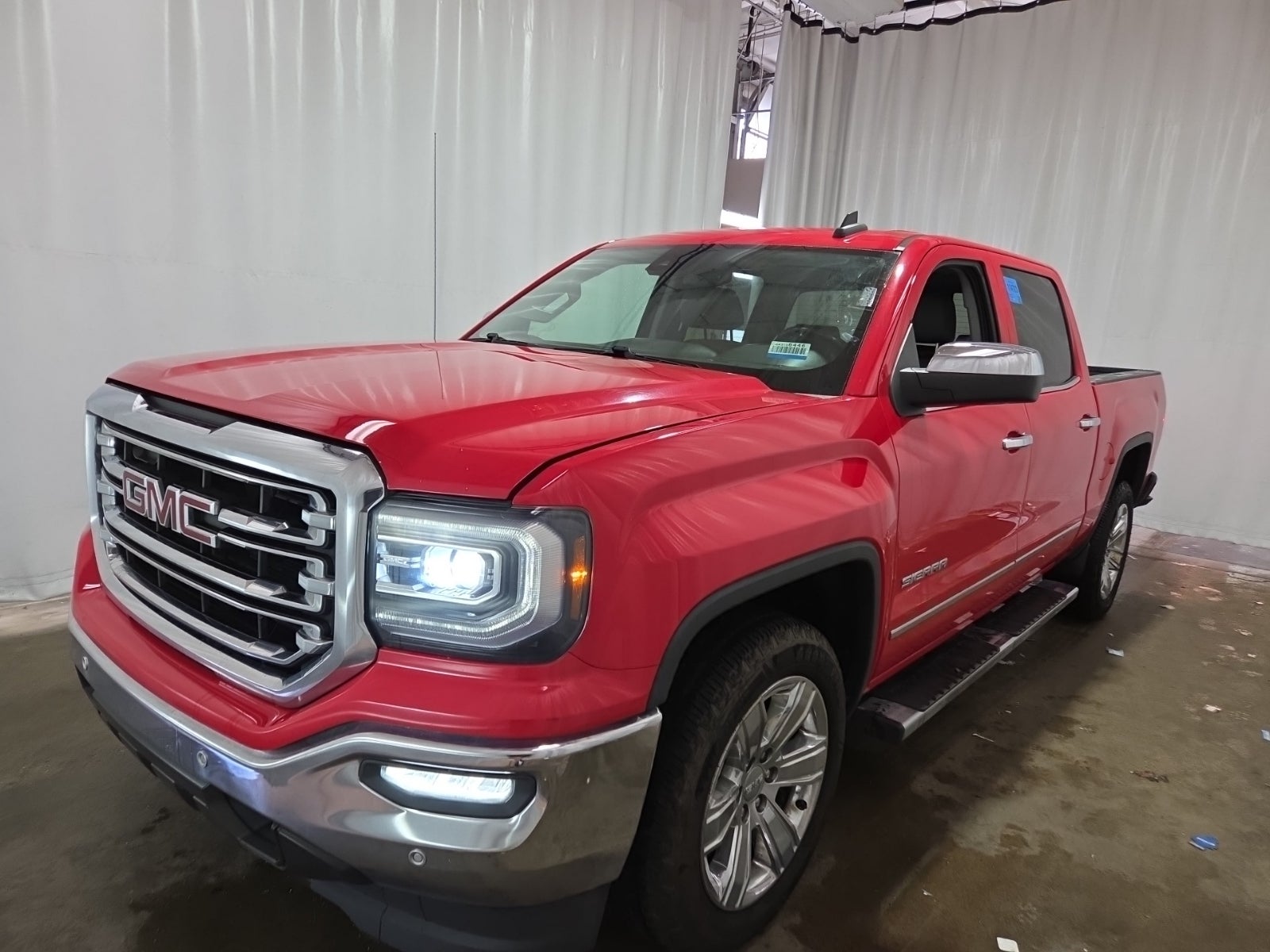 2017 GMC Sierra 1500 2WD Crew Cab 143.5" SLT