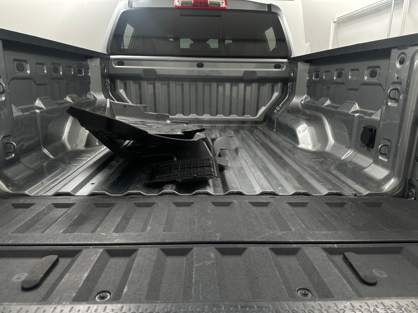 Thumbnail: 2025 GMC Canyon - 6