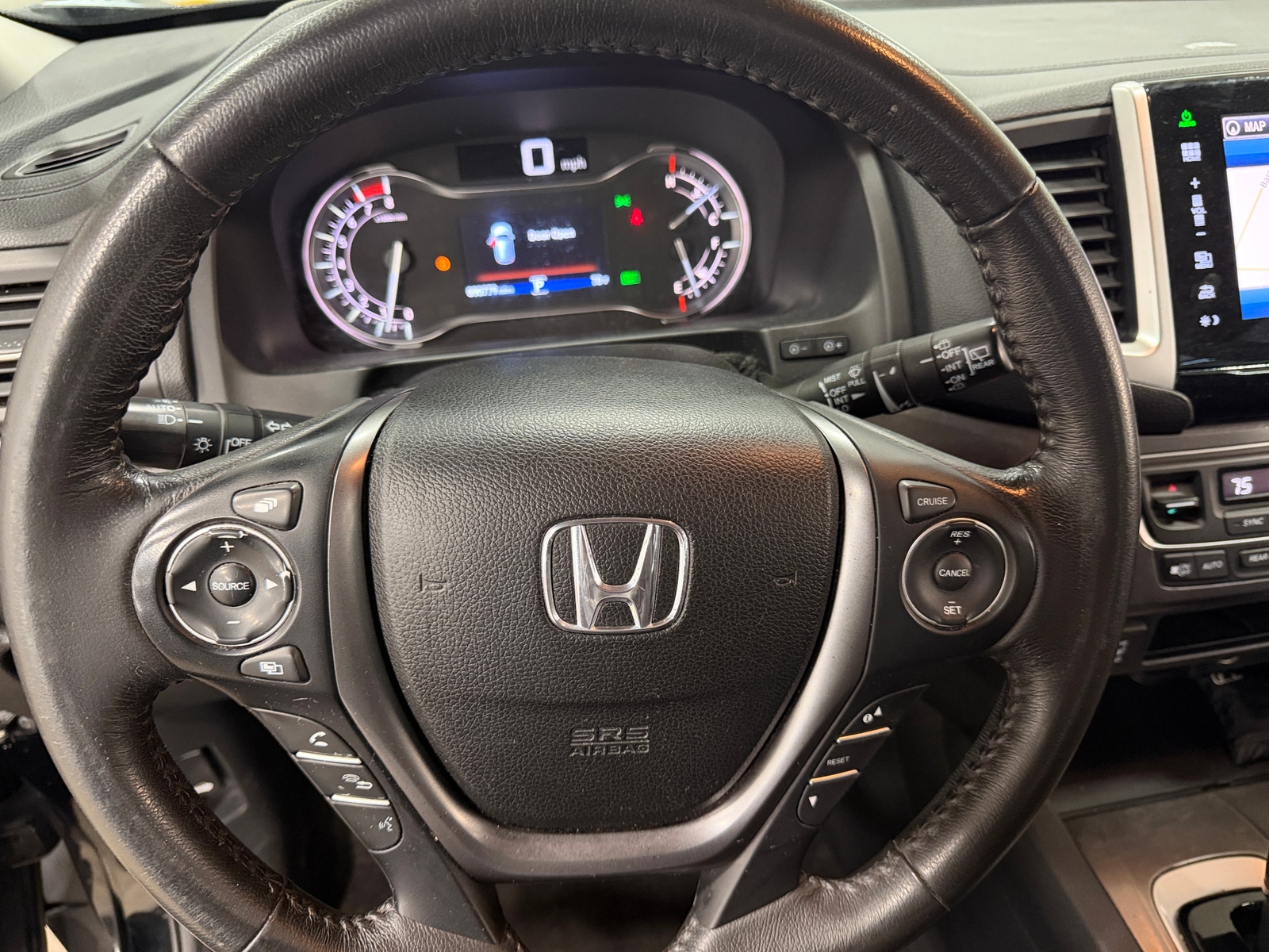 Thumbnail: 2016 Honda Pilot - 4