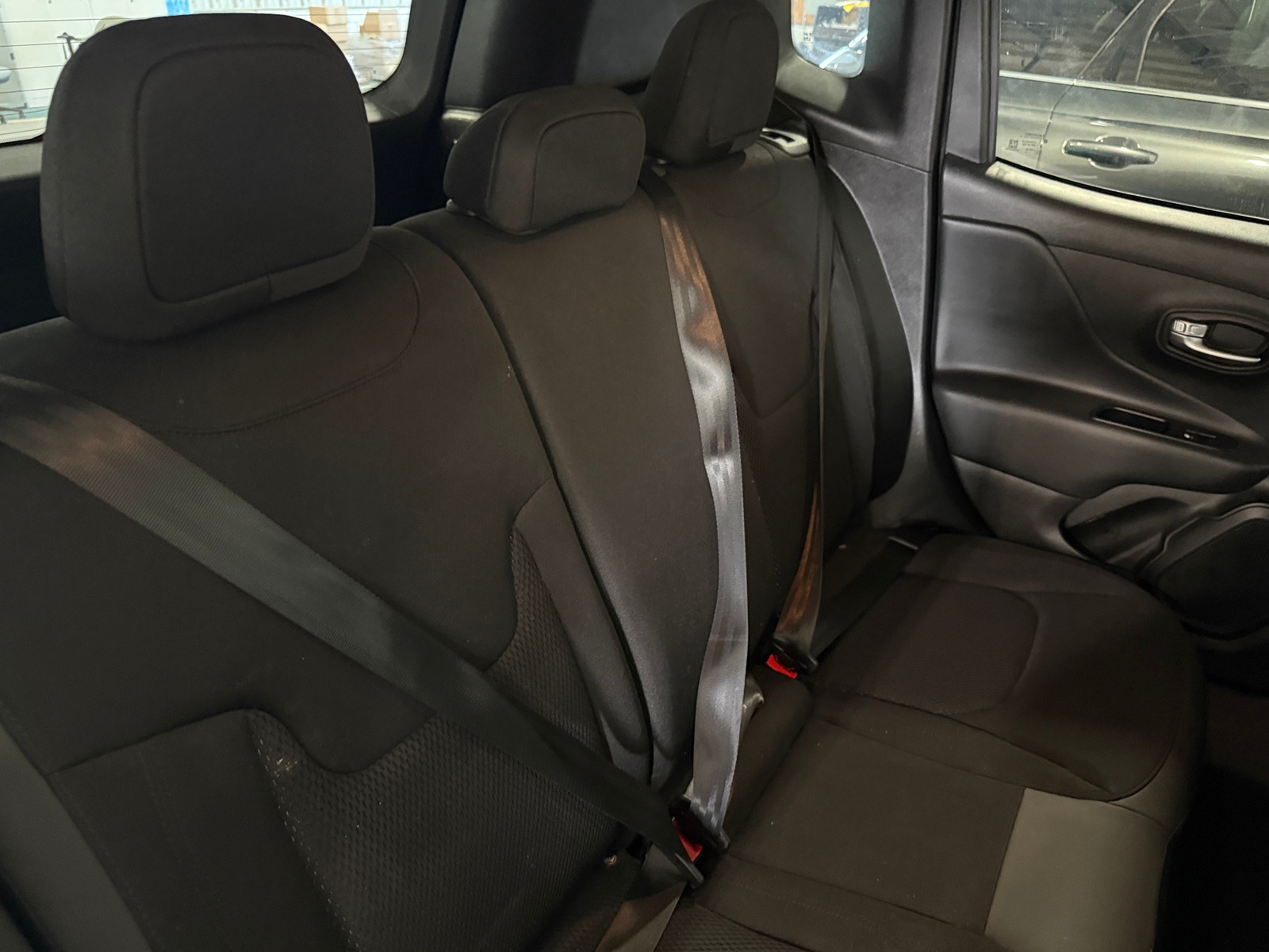 Thumbnail: 2019 Jeep Renegade - 6