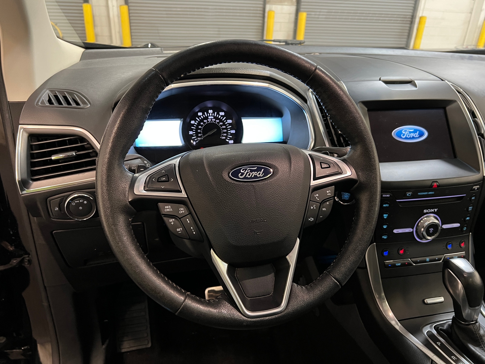Thumbnail: 2018 Ford Edge - 4