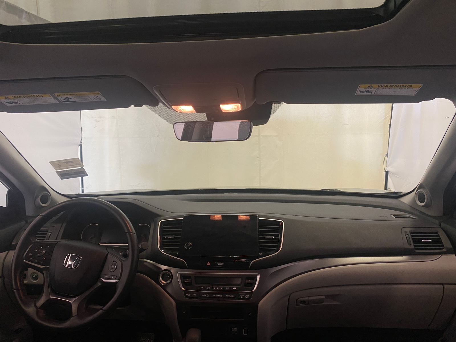 Thumbnail: 2019 Honda Pilot - 3