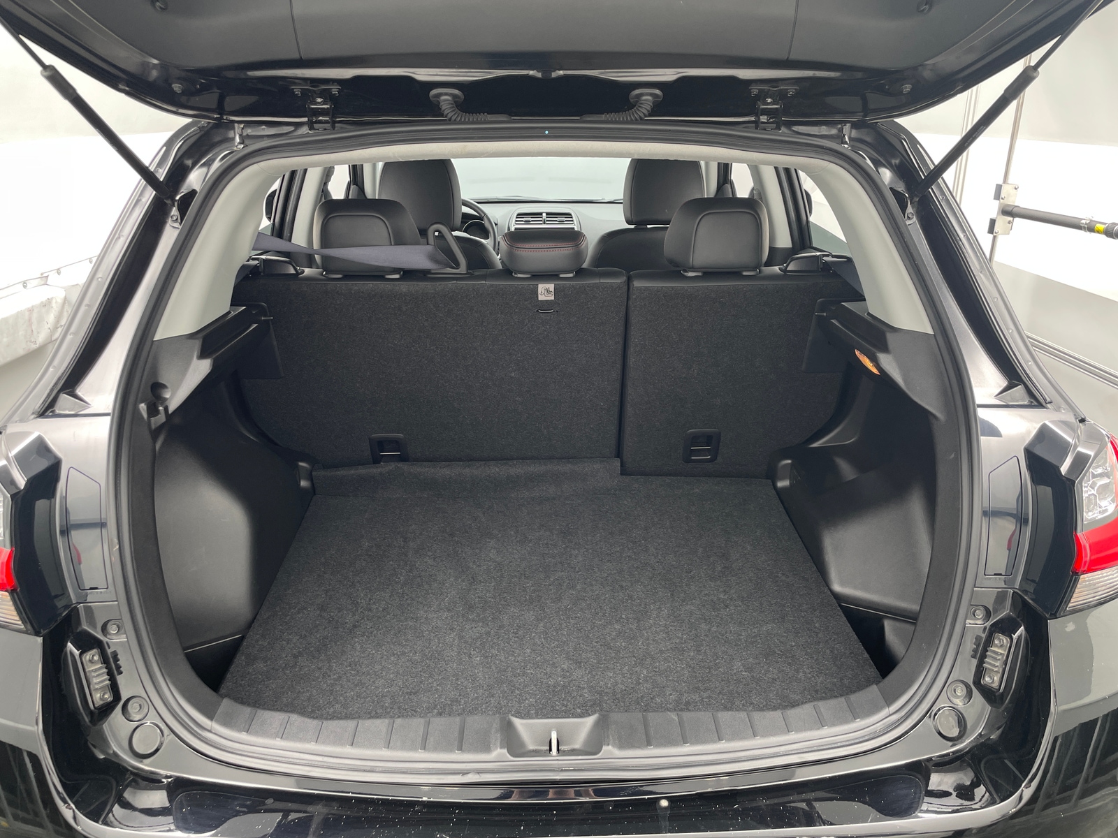 Thumbnail: 2026 Mitsubishi Outlander Sport - 7