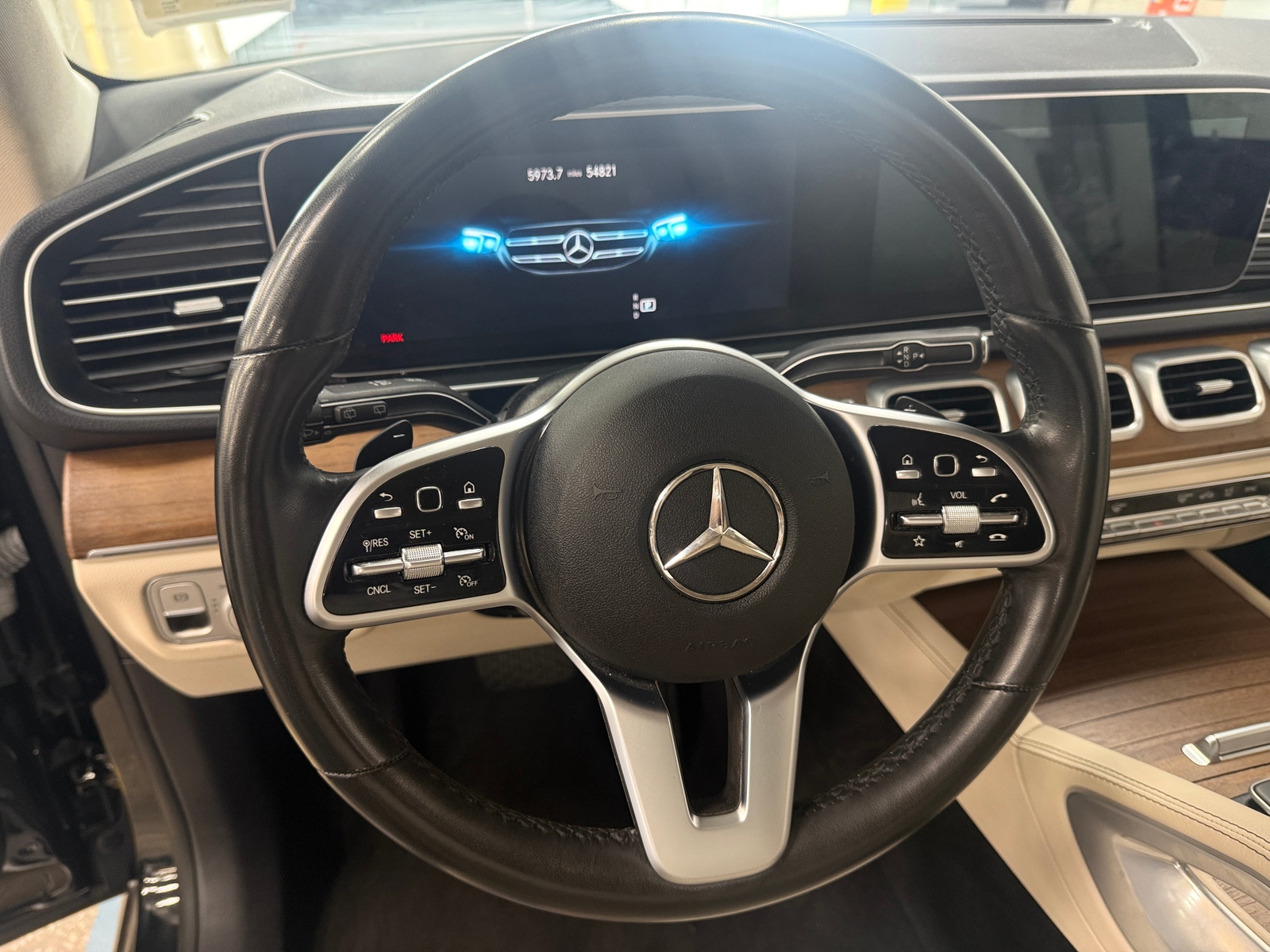 Thumbnail: 2022 Mercedes-Benz GLE - 4