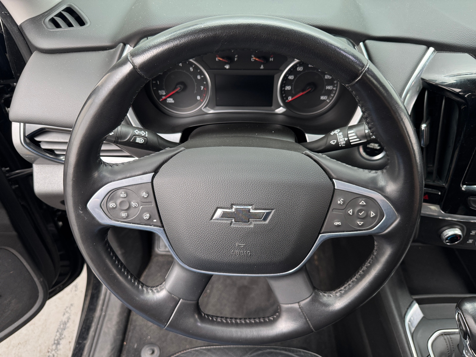 Thumbnail: 2021 Chevrolet Traverse - 4