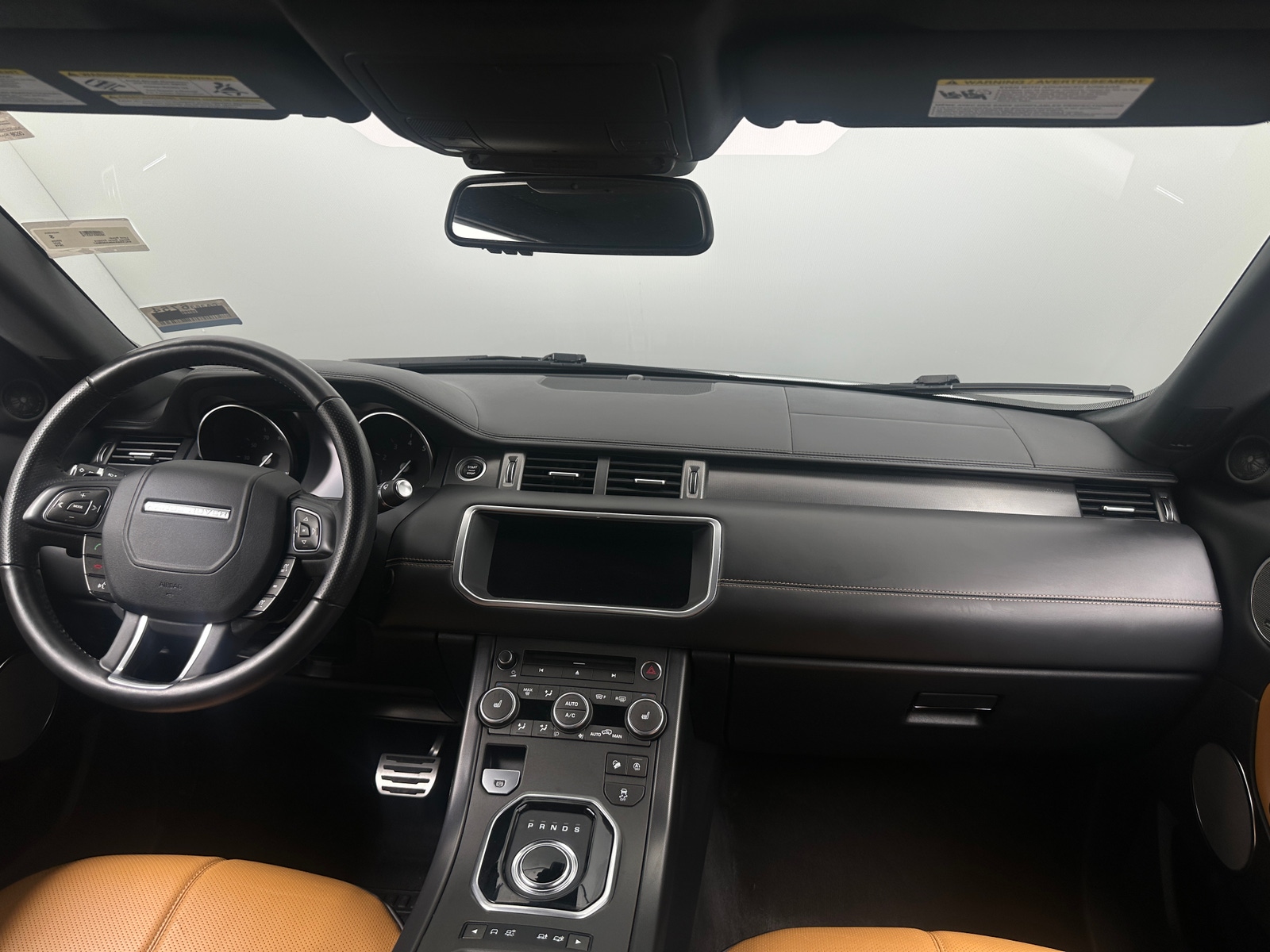 Thumbnail: 2019 Land Rover Range Rover Evoque - 3