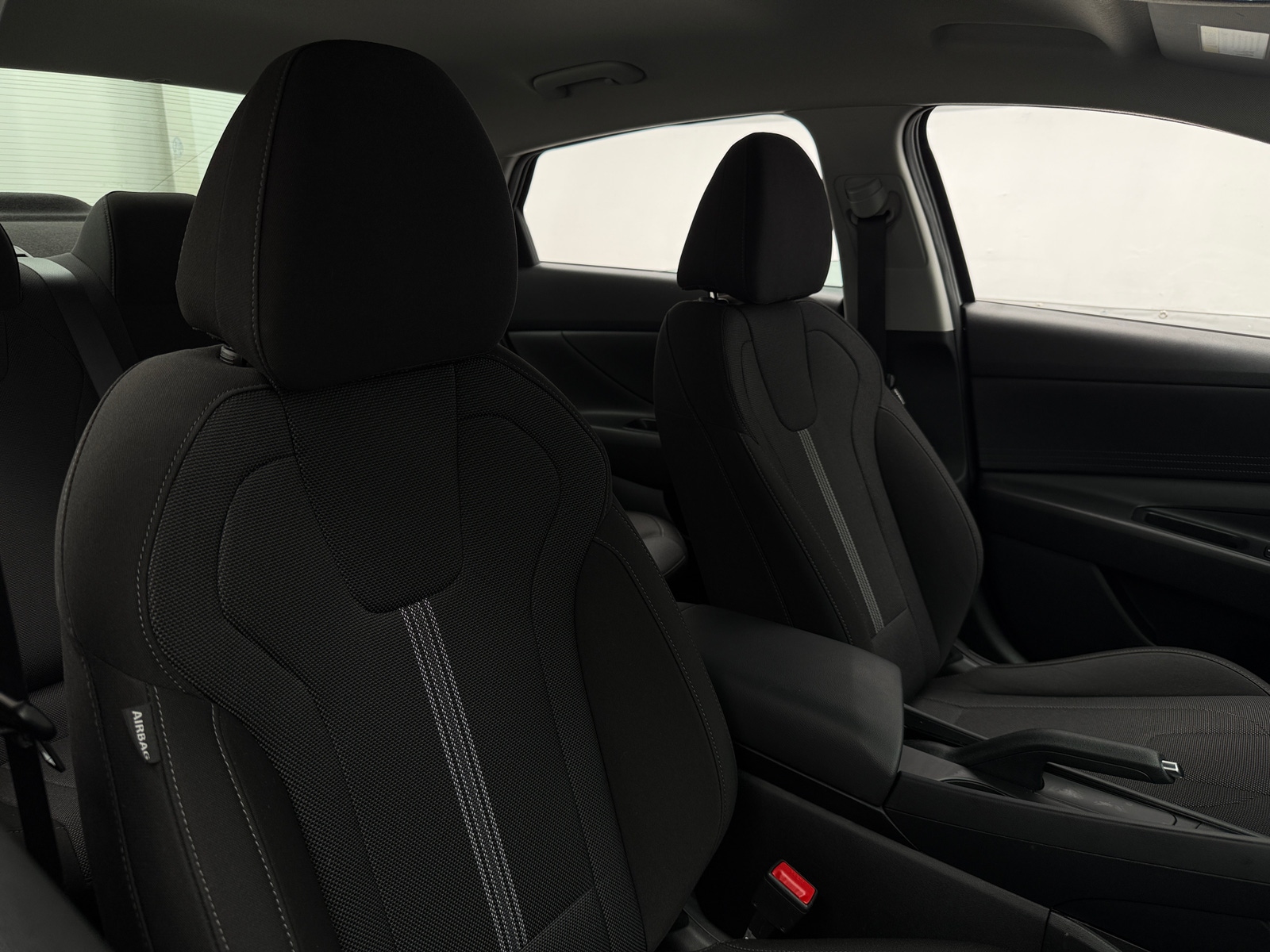 Thumbnail: 2023 Hyundai Elantra - 2